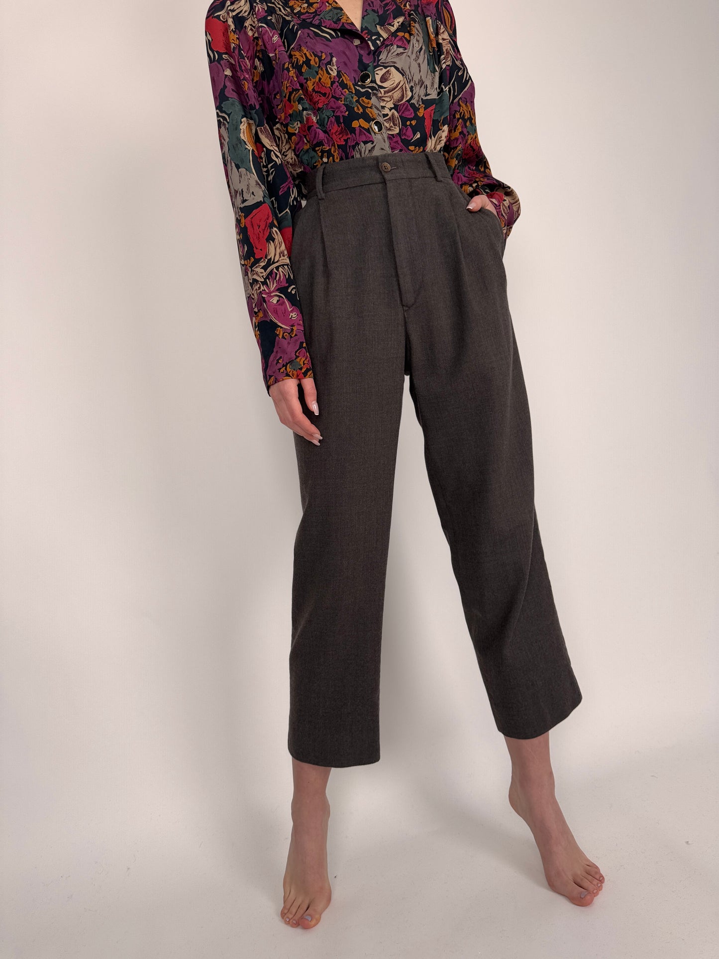 Pantaloni din lana extrafina wenge brown cu talie ultra înaltă