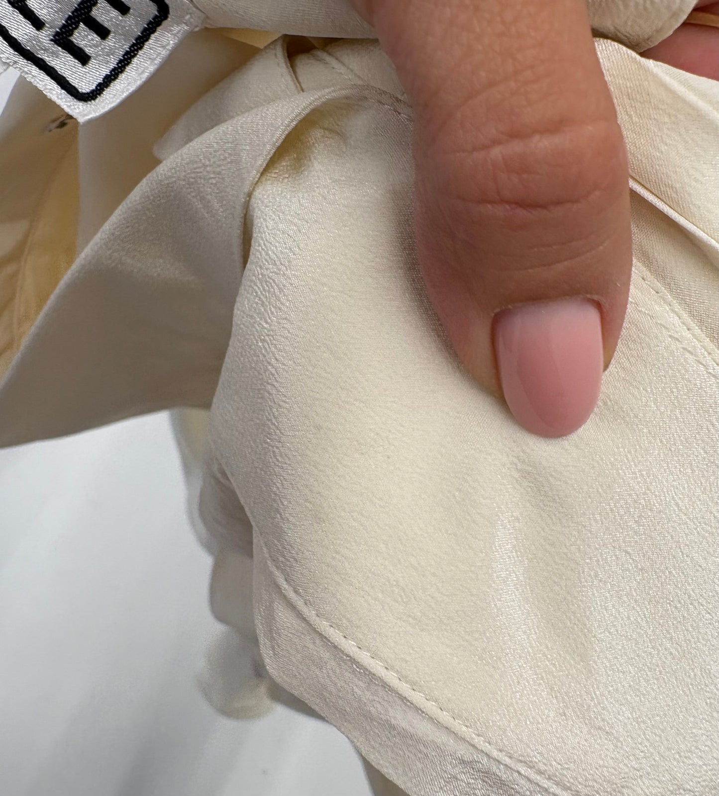 Cămașa vintage din mătase naturală butter white în croi elaborat