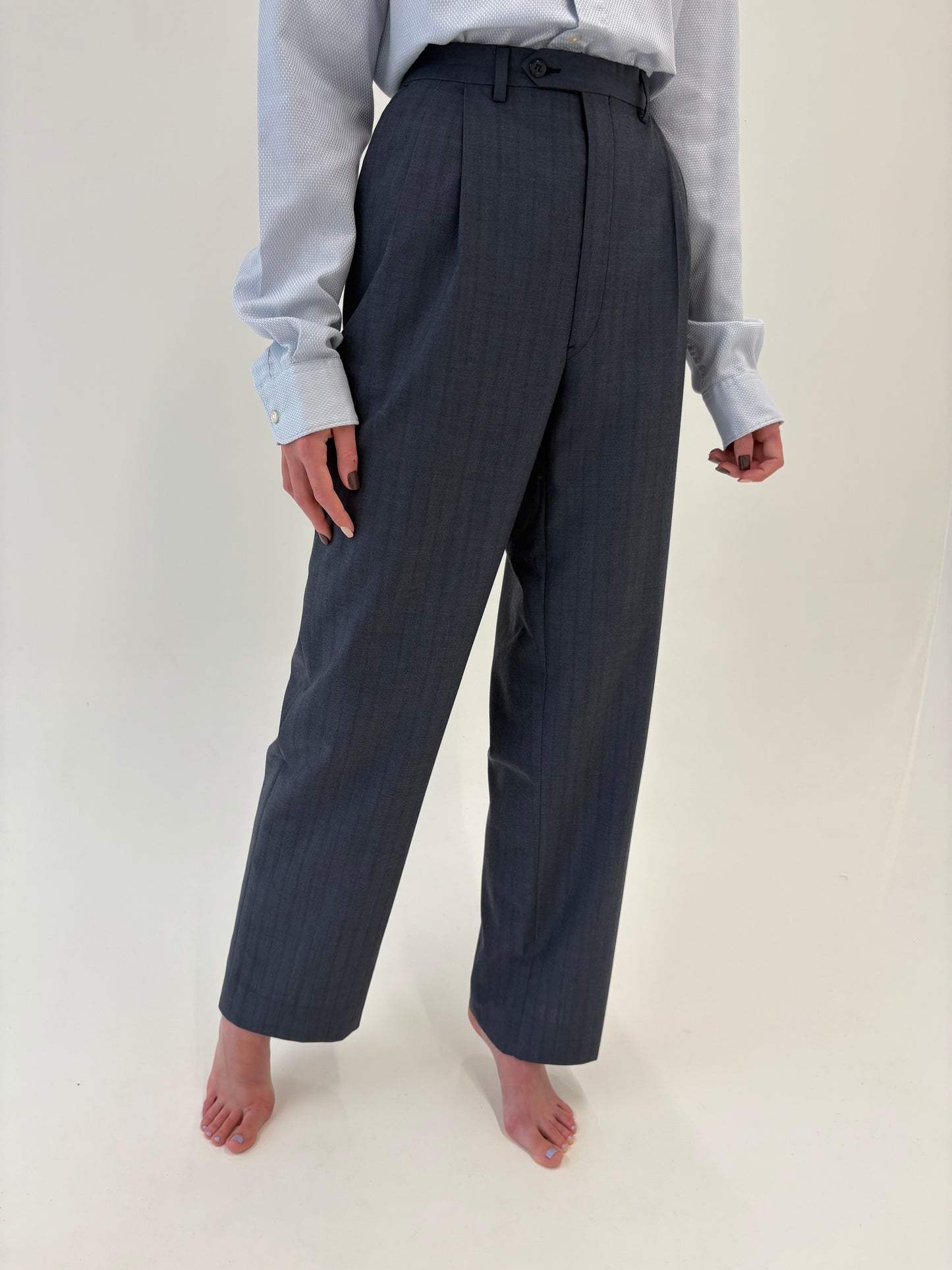 Costum italian dark jeans blue din lana extrafina în croi actual