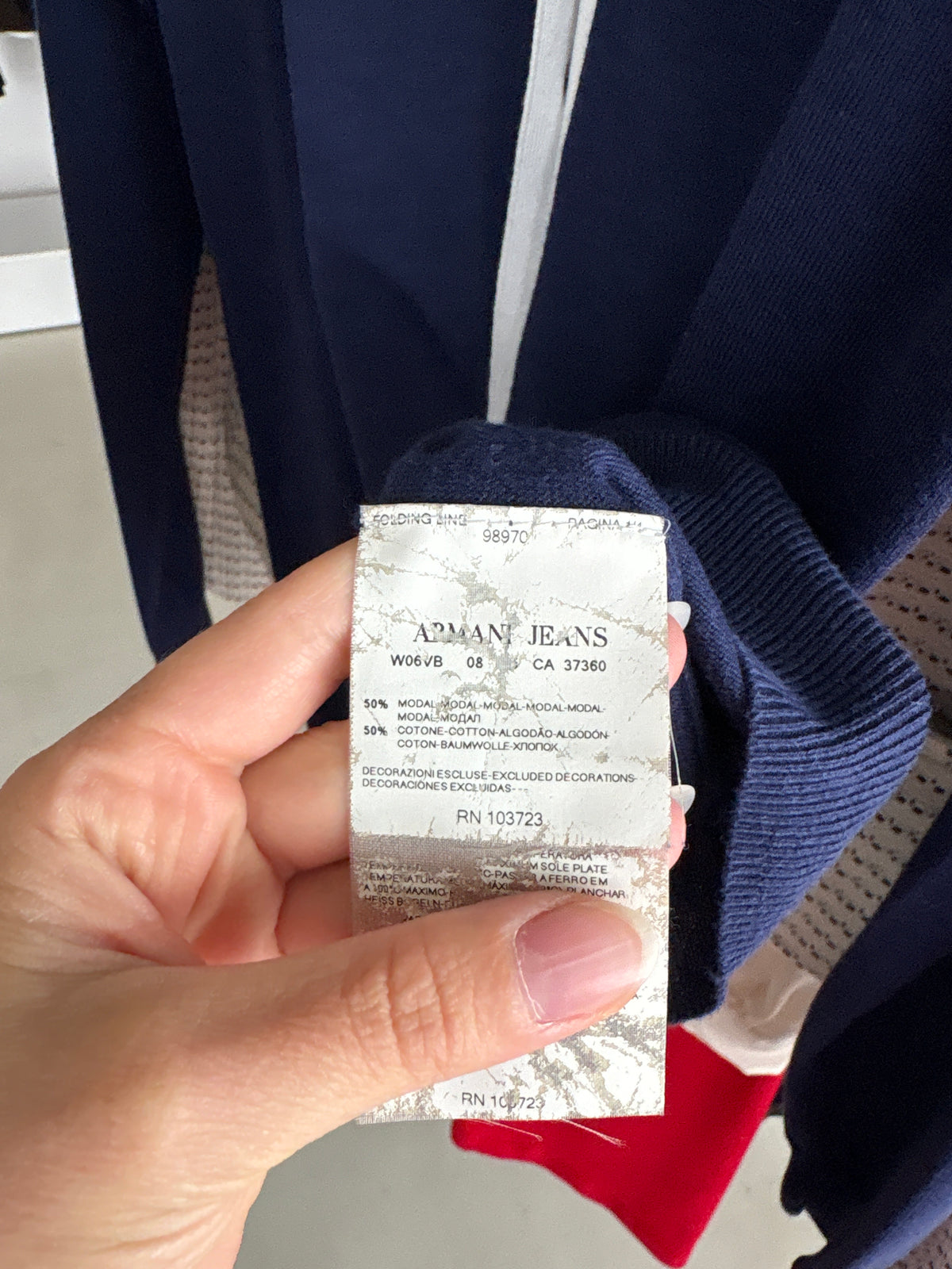 Cardigan Armani cu nasturi bijuterie din jerse de bumbac și modal