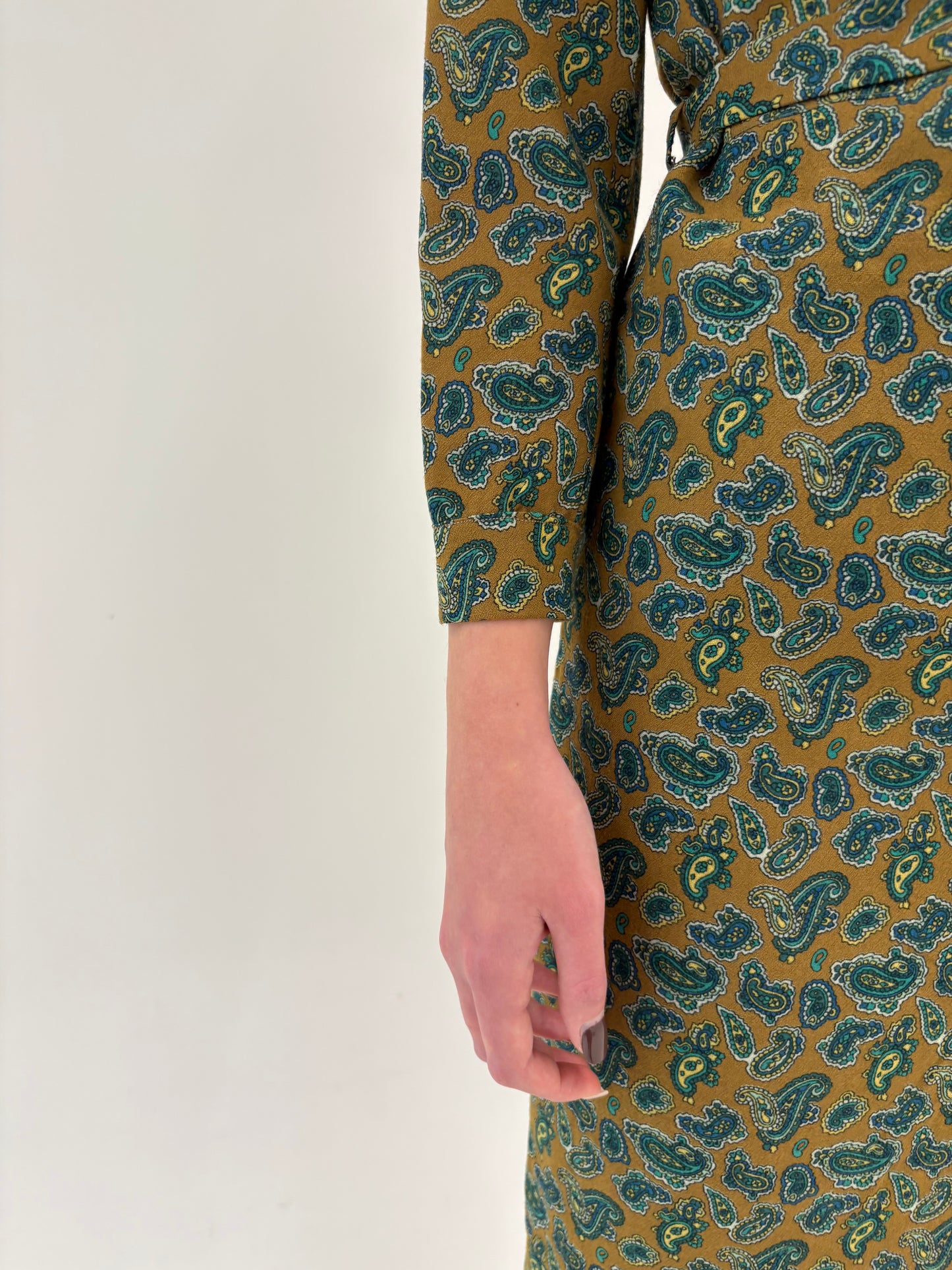 Rochie Old vintage anii 70 din lana extrafina cu print paisley