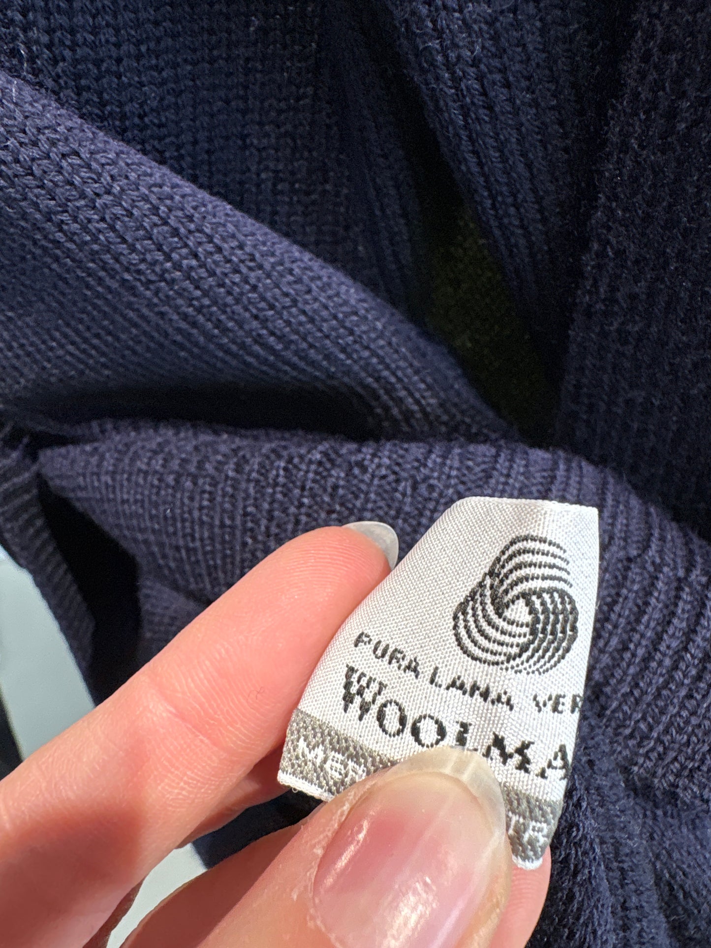 Cardigan excepțional de gramaj mare din lana merino extrafina certificată