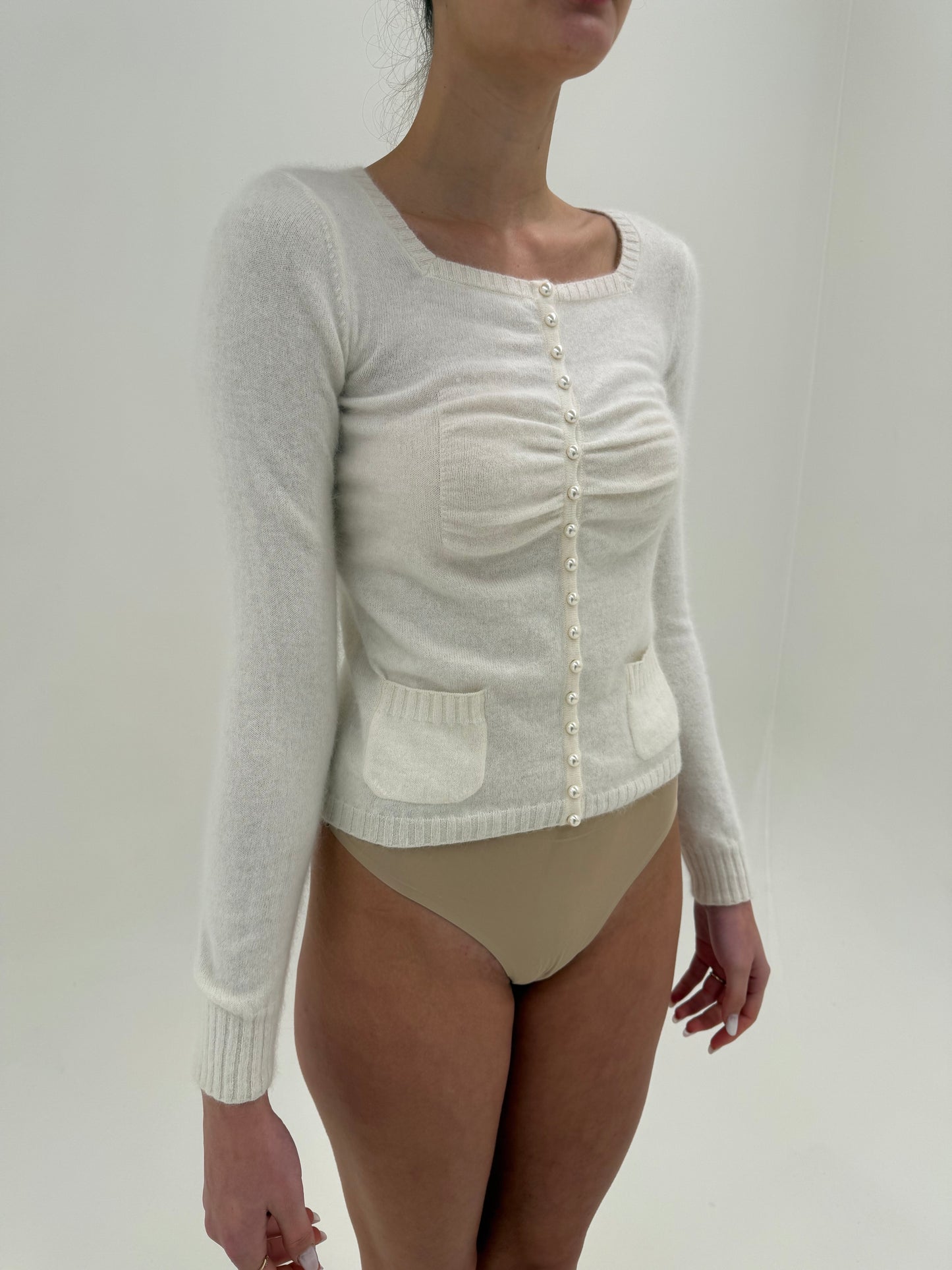 Cardigan vintage Dior cu nasturi perlă