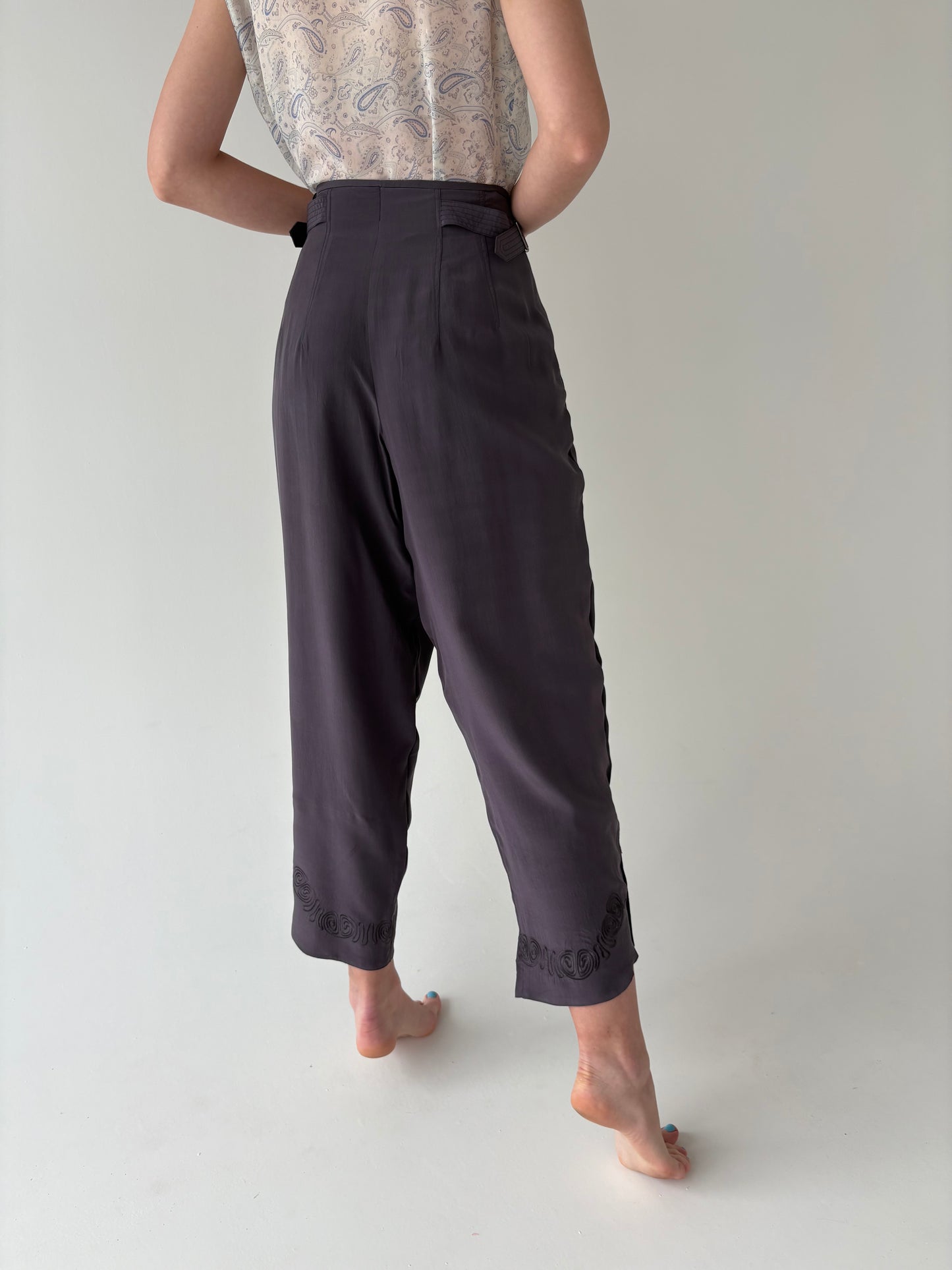 Pantaloni din mătase naturală cu talie ultra înaltă ușor reglabilă
