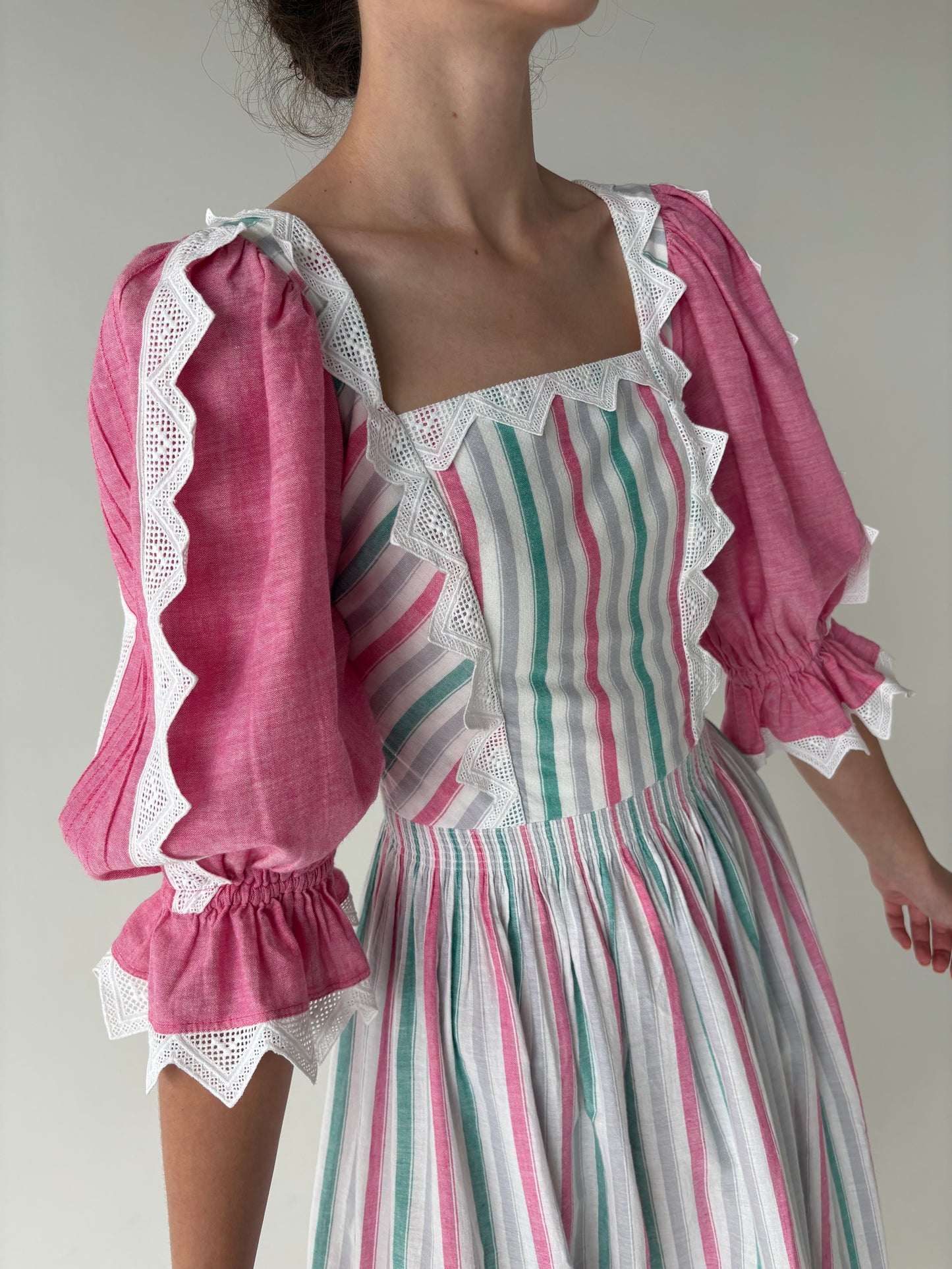 Rochie vintage luxury Sportalm cin pânză moale și dantelă macrame