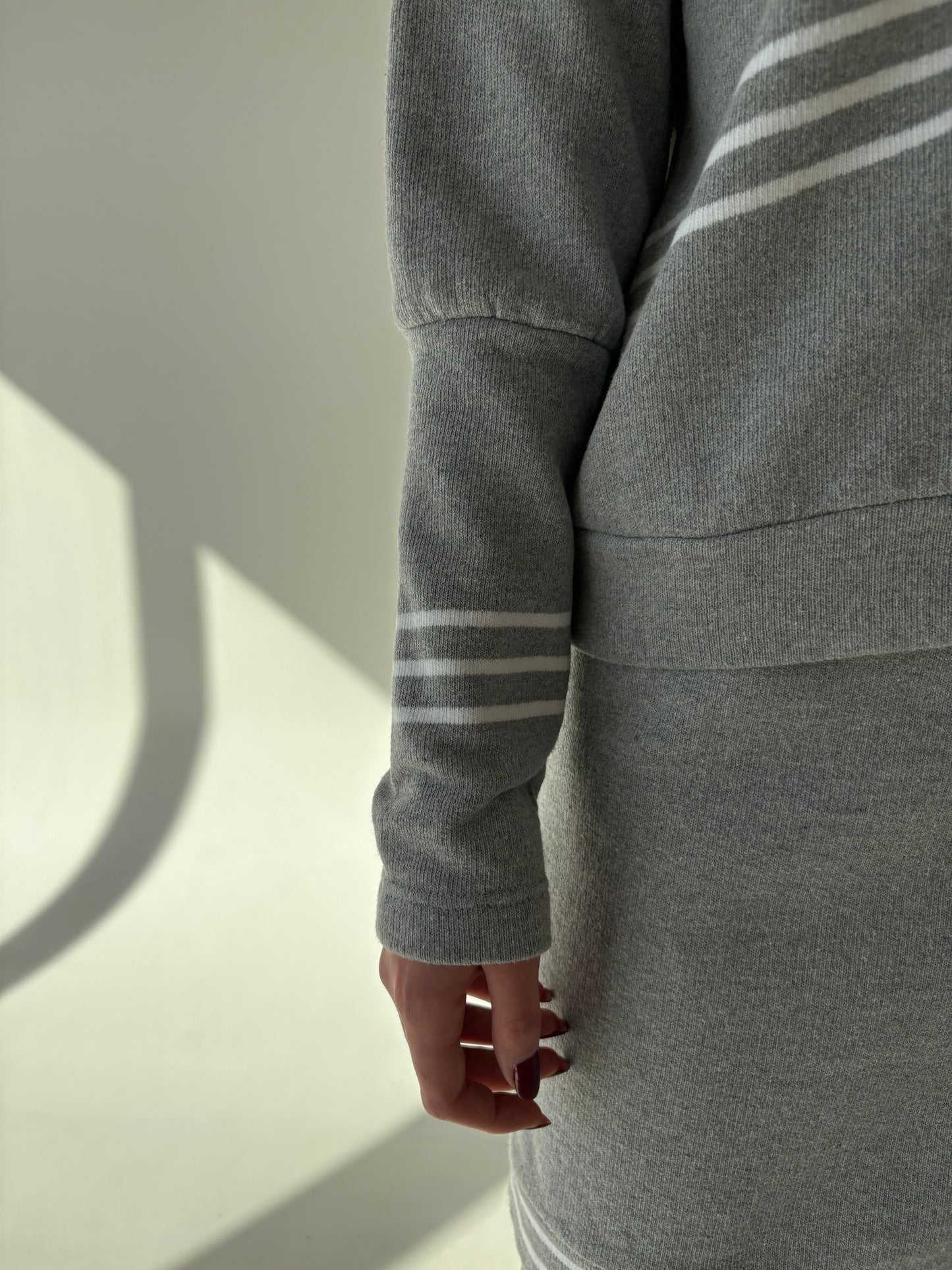 Set în stil Thom Browne din jerse de gramaj mare din bumbac