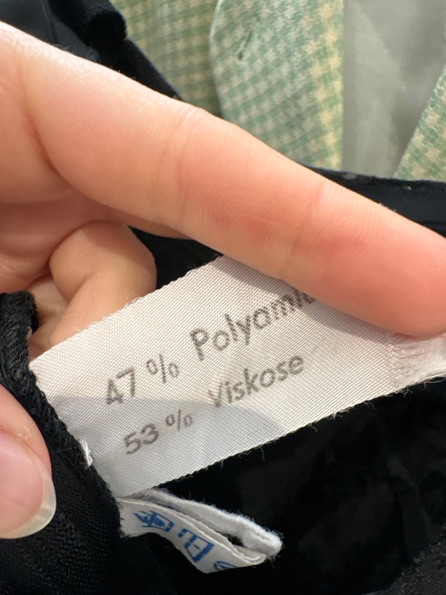 LBD vintage in croi de ani 50 din dantelă chantily cu corsaj