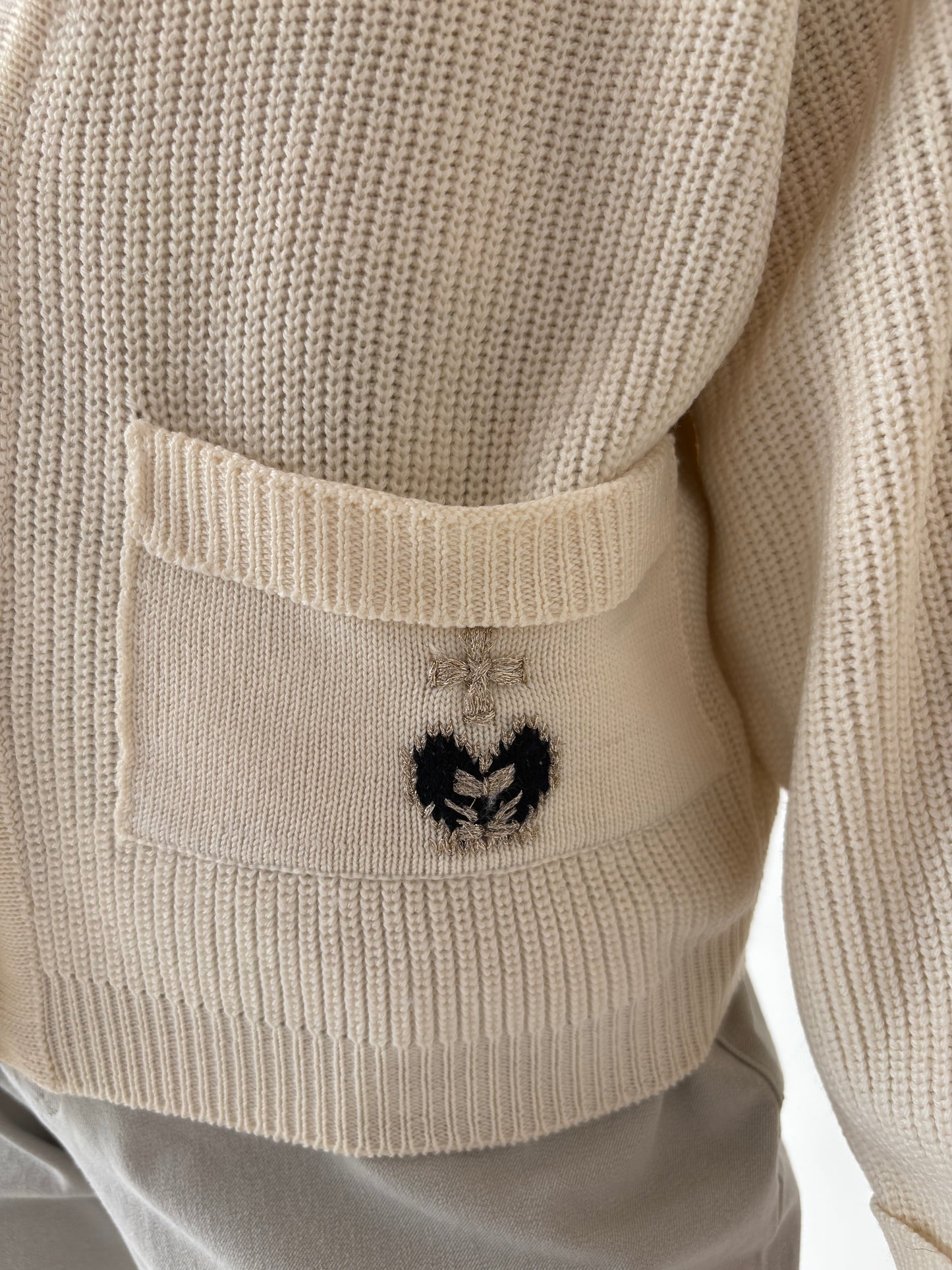 Cardigan vintage petite din lana extrafina de gramaj mare off white