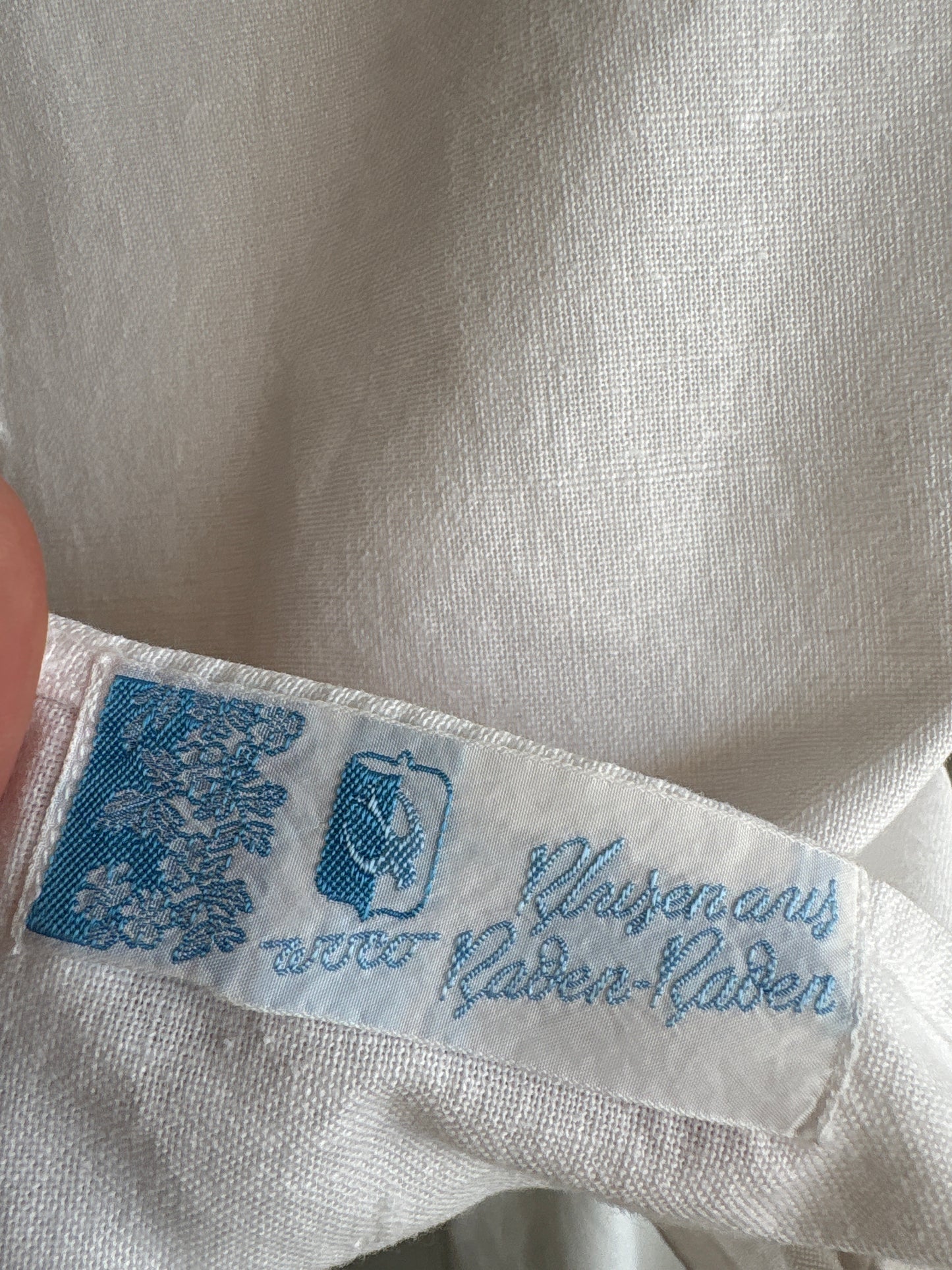 Top vintage italiana din in excepțional cu dantelă macrame