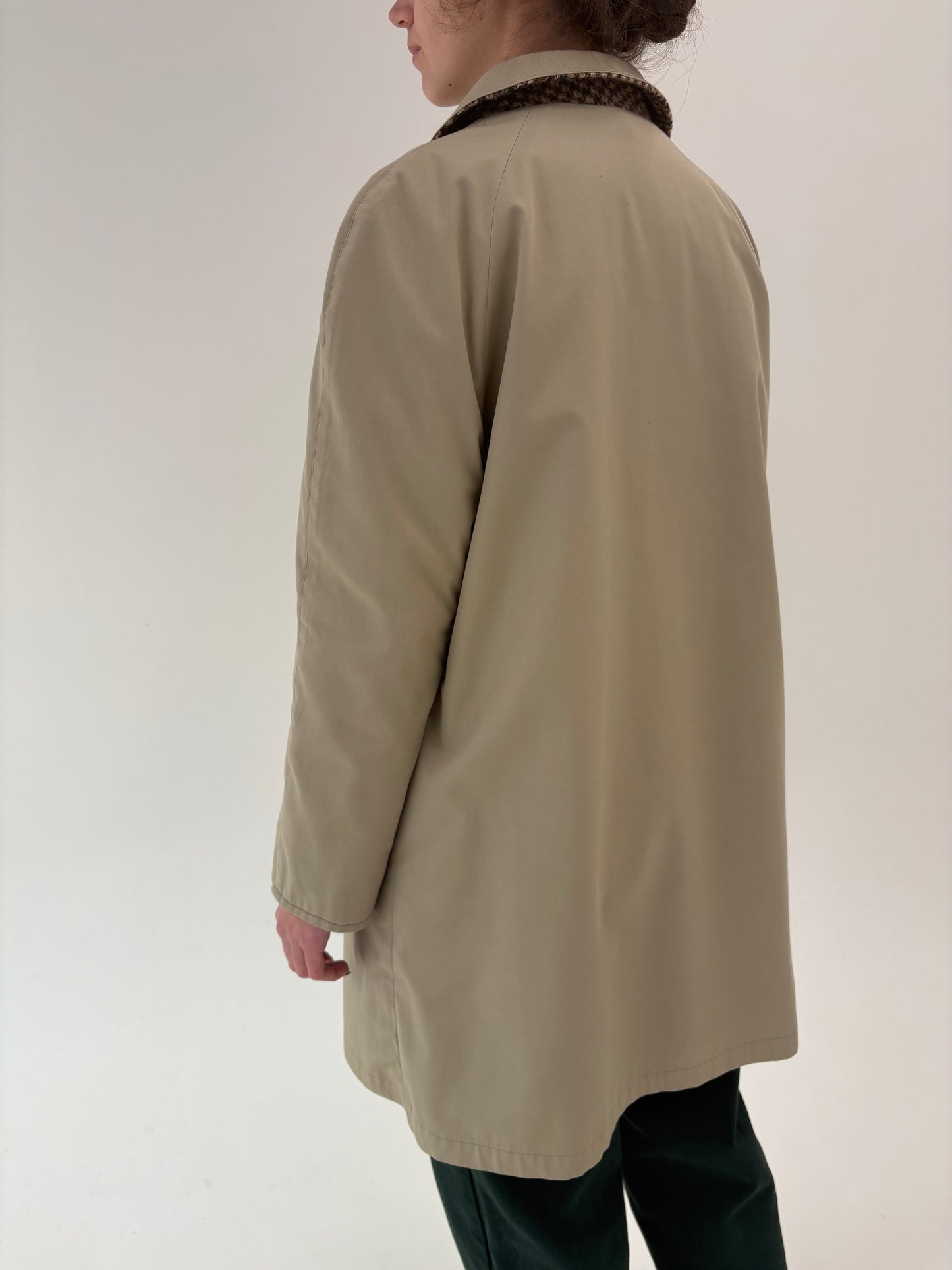 Trench vintage camel cu 2 fete una din lana extrafina și una din gabardină