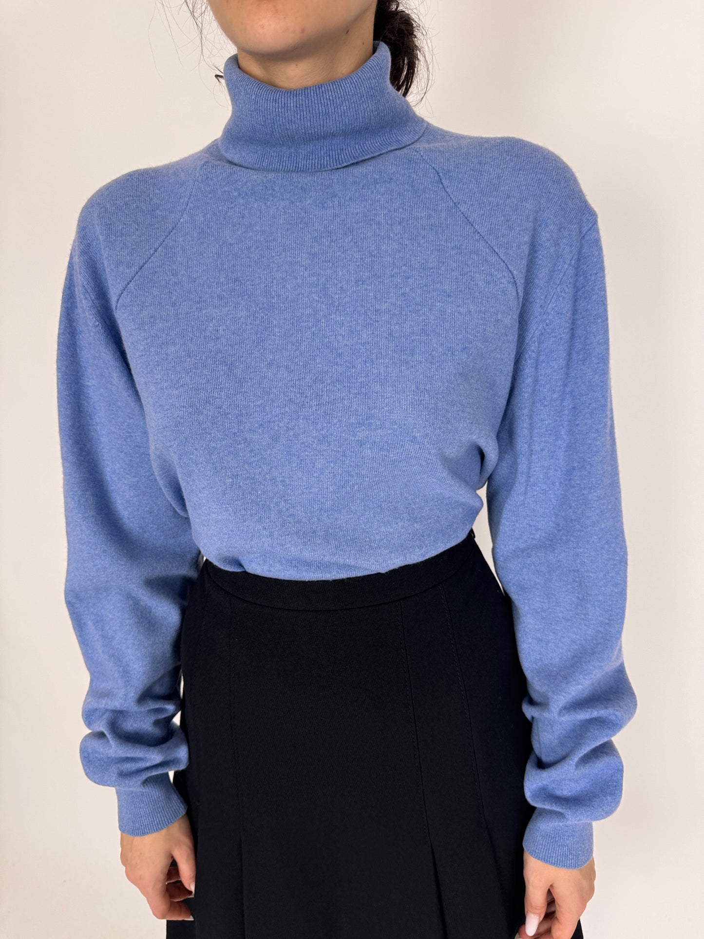 Maleta tall baby blue din lana extrafina de gramaj mare