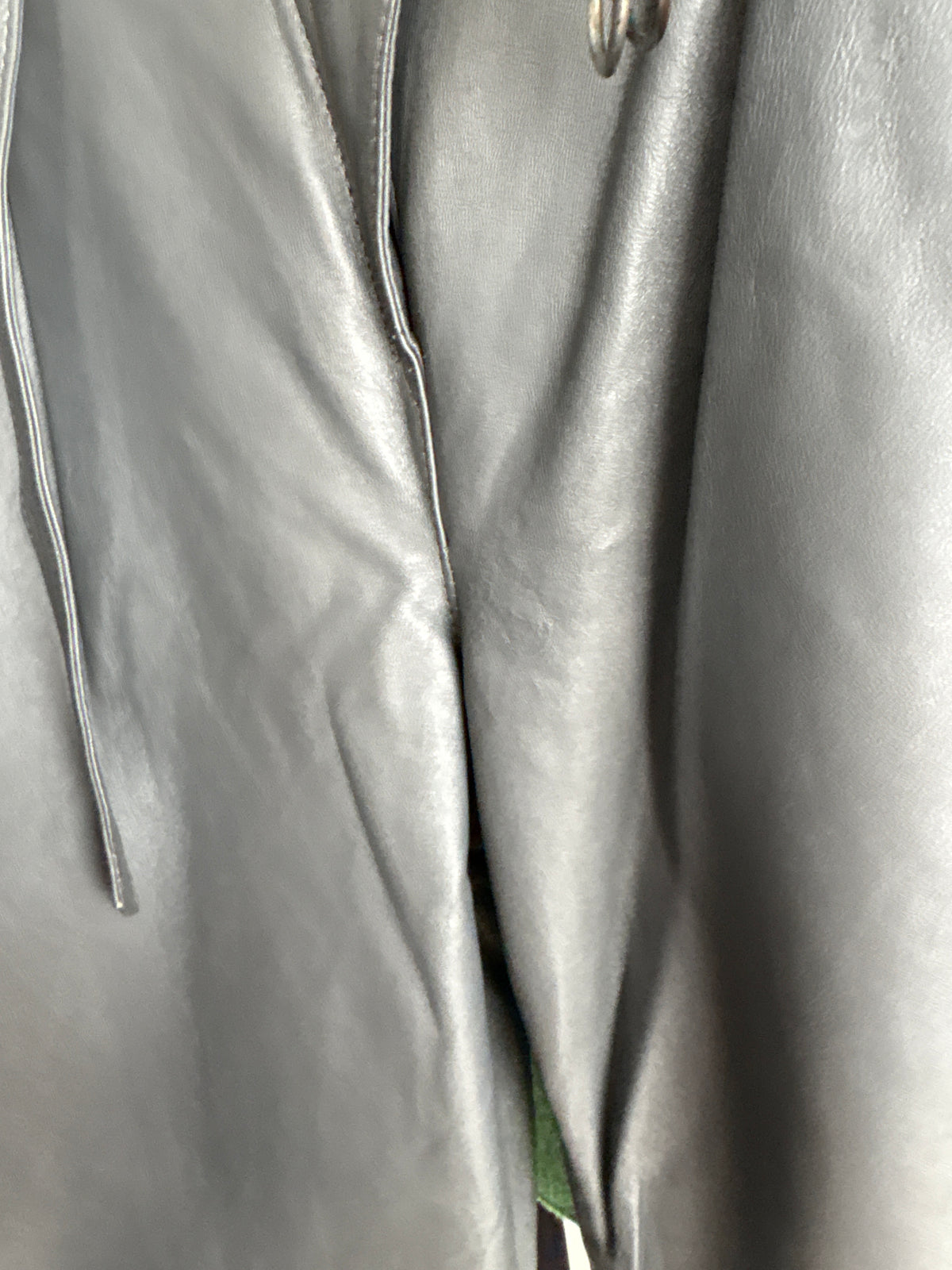 Pantaloni din piele naturală extra moale steel gray cu pense și talie ultra înaltă