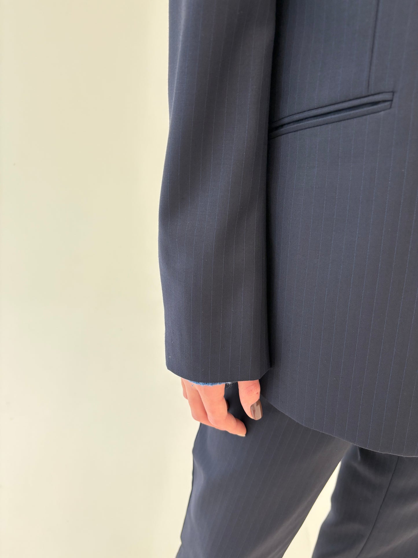 Costum în croi actual din lana extrafina tall Navy blue