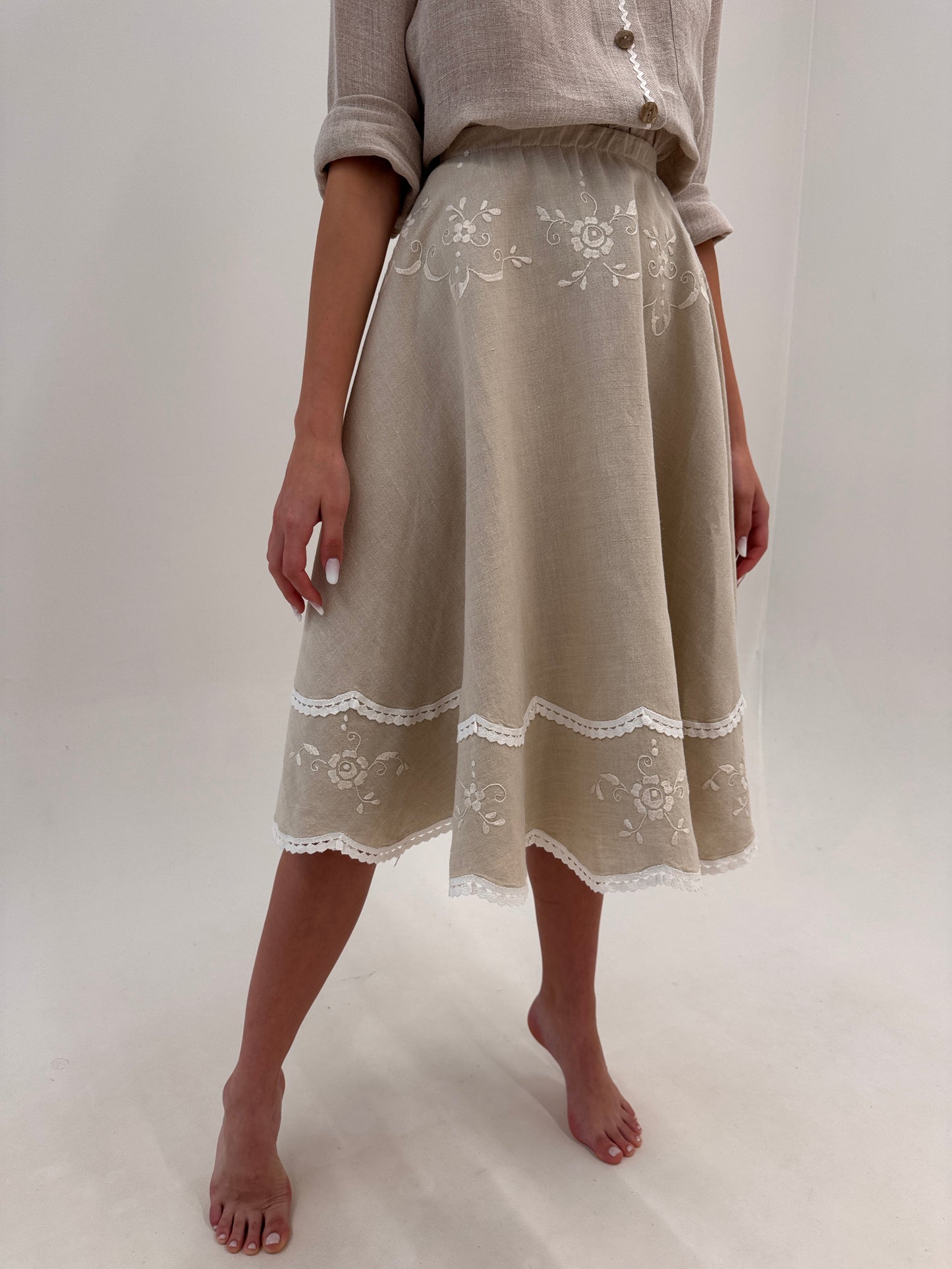 Fustă vintage bijuterie din pânză de in cu broderie manuală și talie elastică
