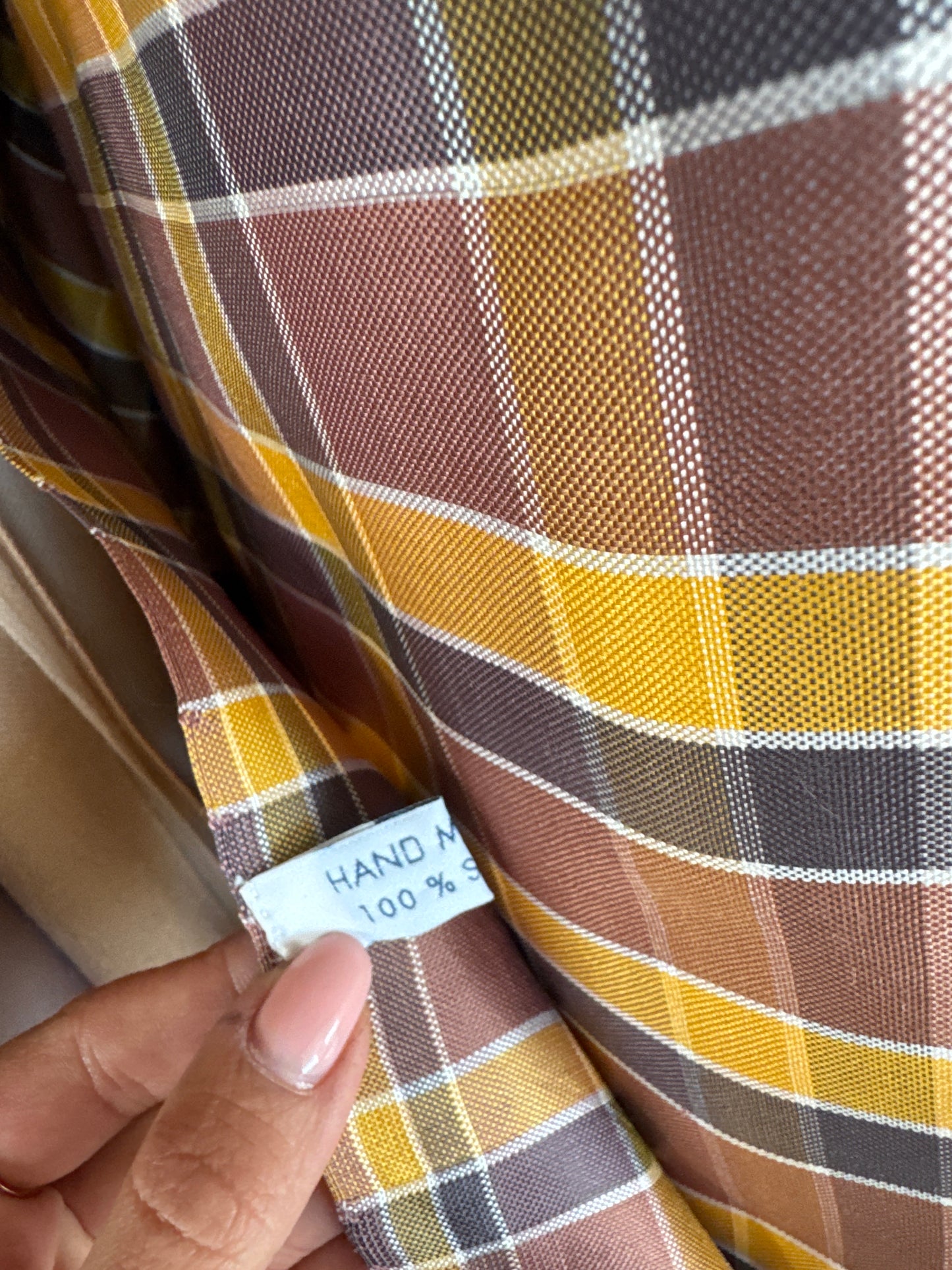 Eșarfă XXL din țesătură de mătase naturală hand made în carouri