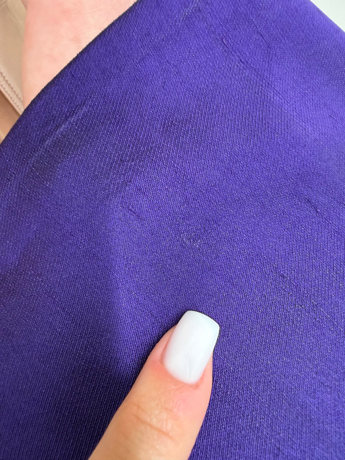 Pantaloni indigo purple tigareta din mătase naturală dupioni de la zi la seară