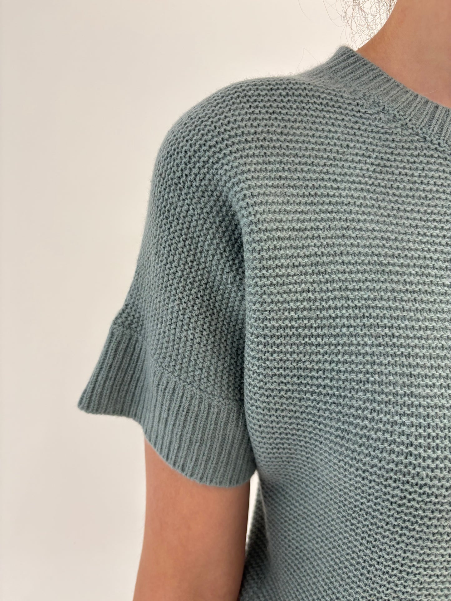 Top Sage green luxury din lana extrafina de gramaj mare