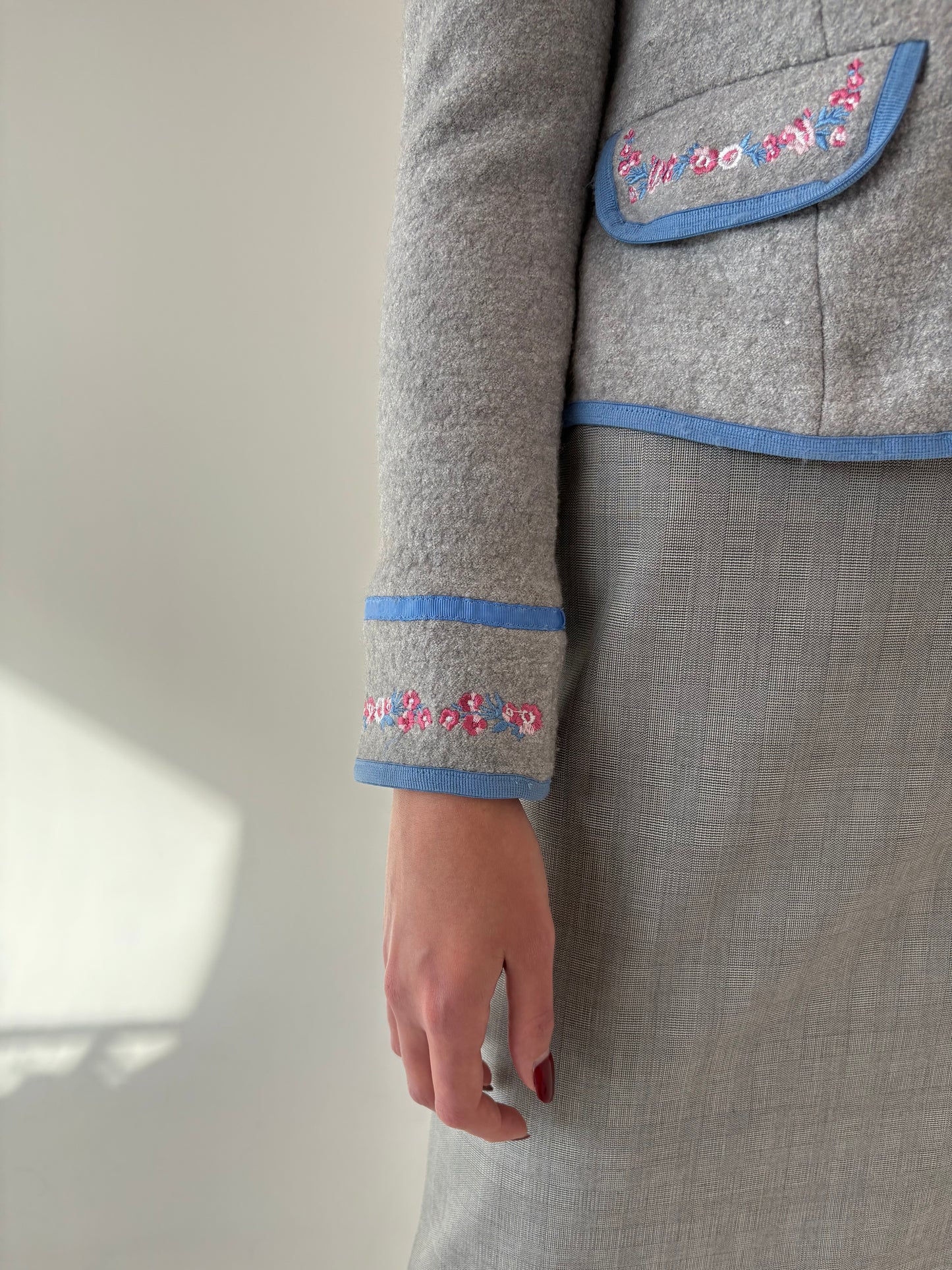 Sacou vintage cambrat și inserții baby Blue și powder pink din lana extrafina