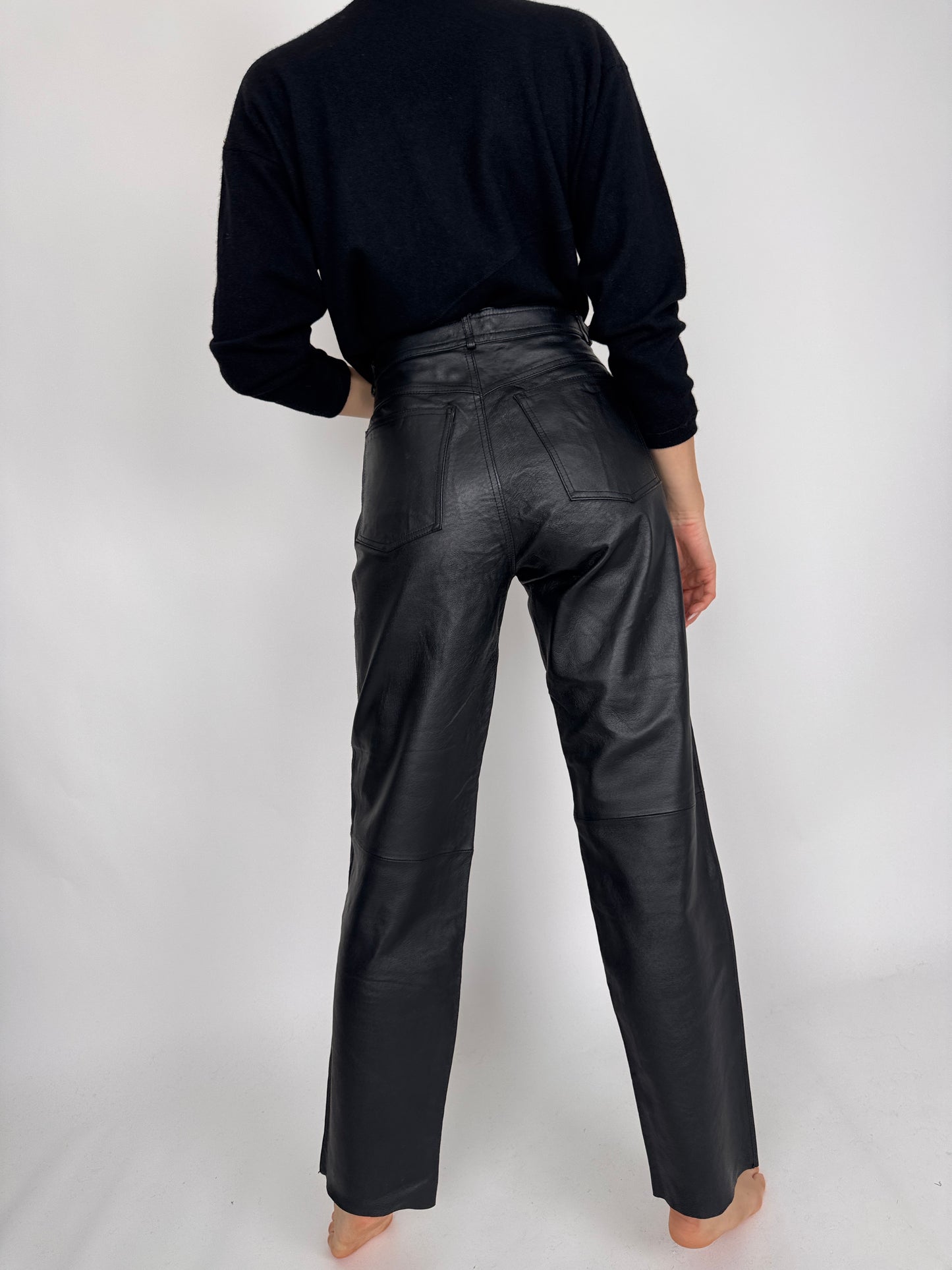 Pantaloni din piele naturală moale cu talie înaltă