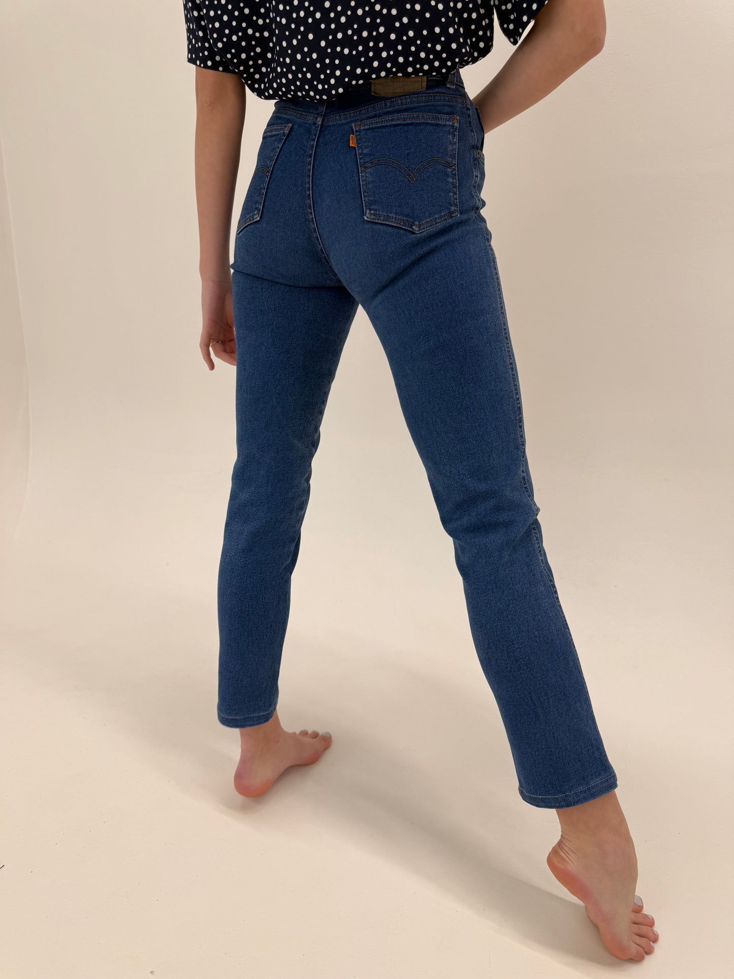 Jeans vintage Levi’s ultra modelatori cu talie înaltă classic wash