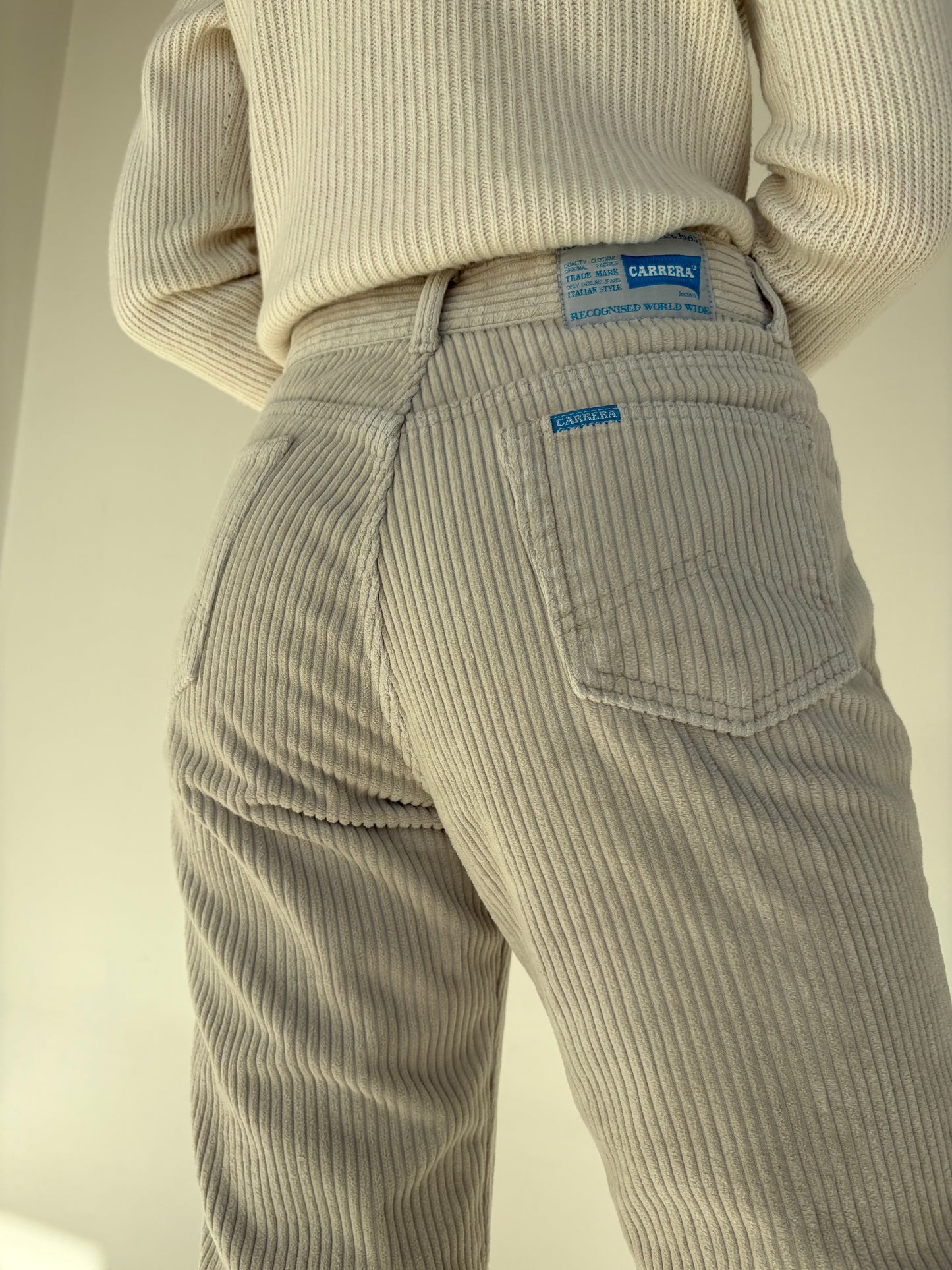Pantaloni vintage italienești din corduroy gros off white