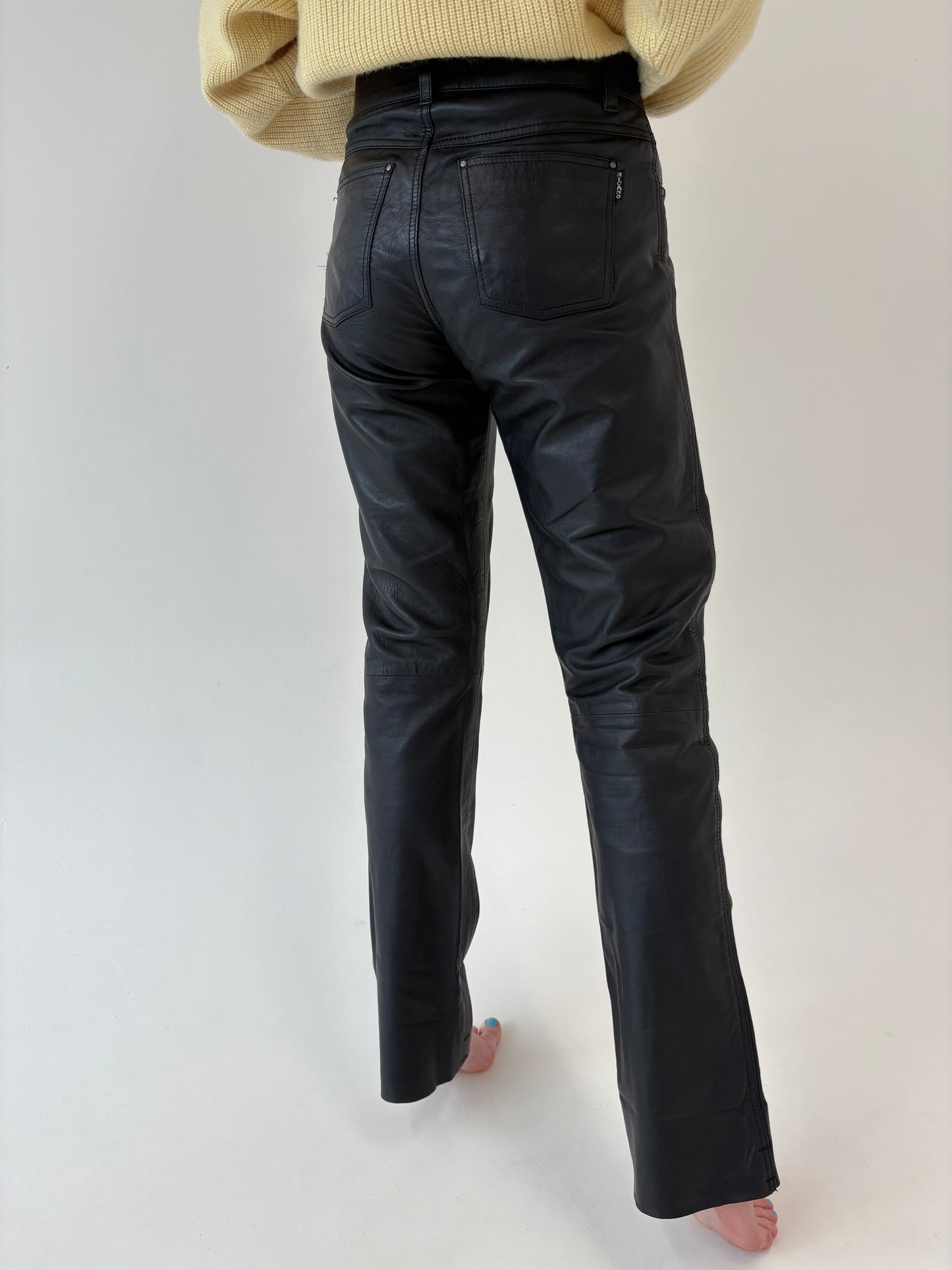 Pantaloni tall din piele naturală extrem de moale
