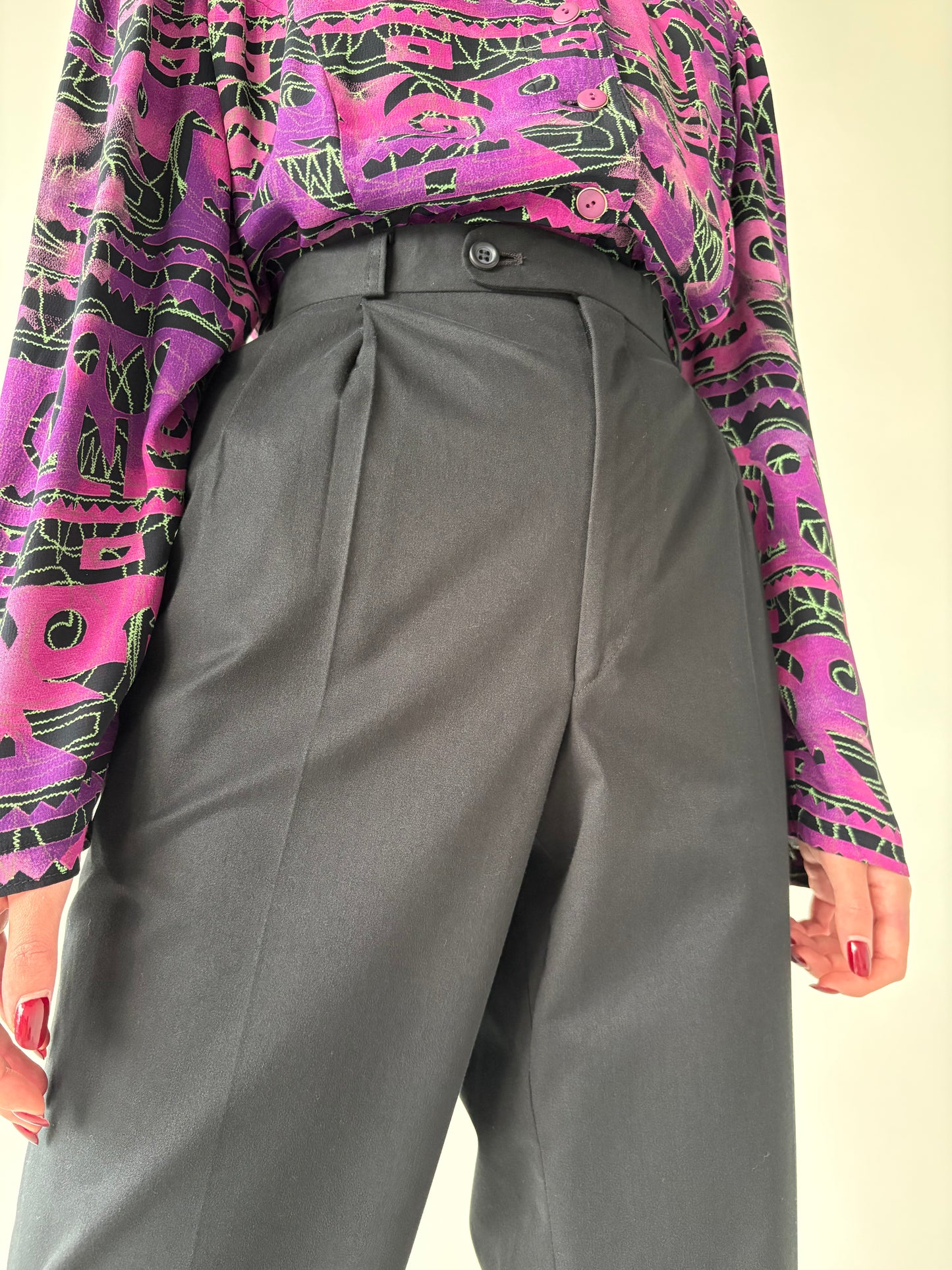 Pantaloni tall negri cu pense și talie ultra înaltă din bumbac moleskin gros
