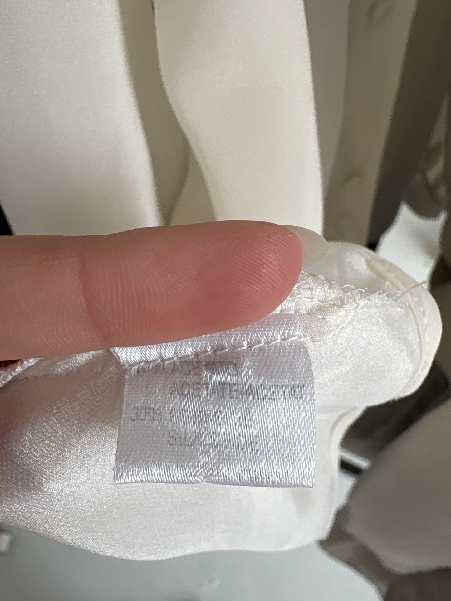 Cămașa butter white italiană din mix de mătase naturală cu inserții de dantelă