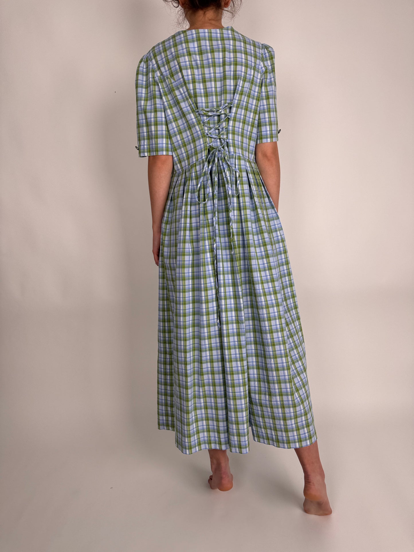 Rochie vintage în carouri din pânză de bumbac cu spate reglabil