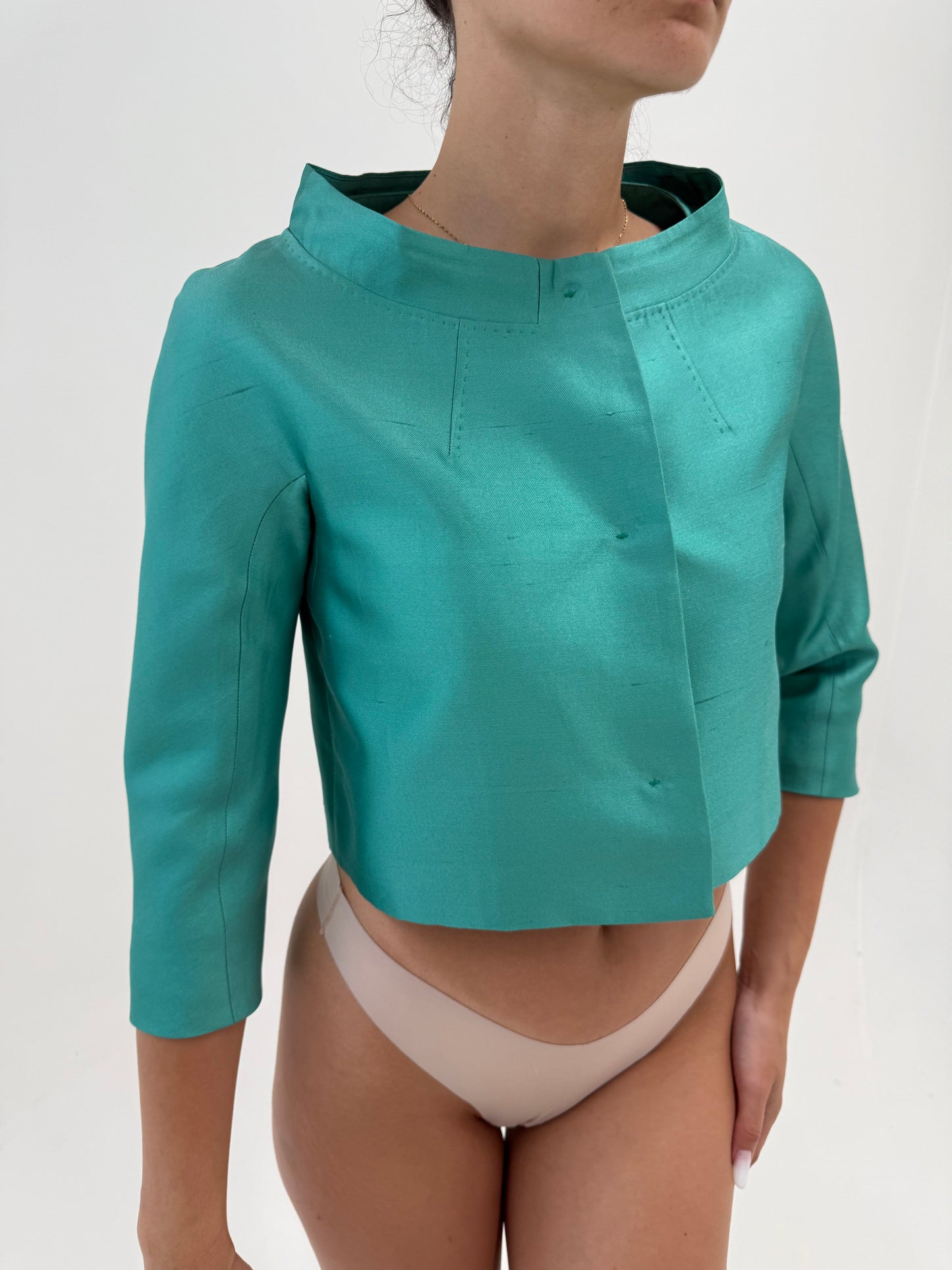 Sacou Max Mara din mătase naturală în croi minimalist ultra chic