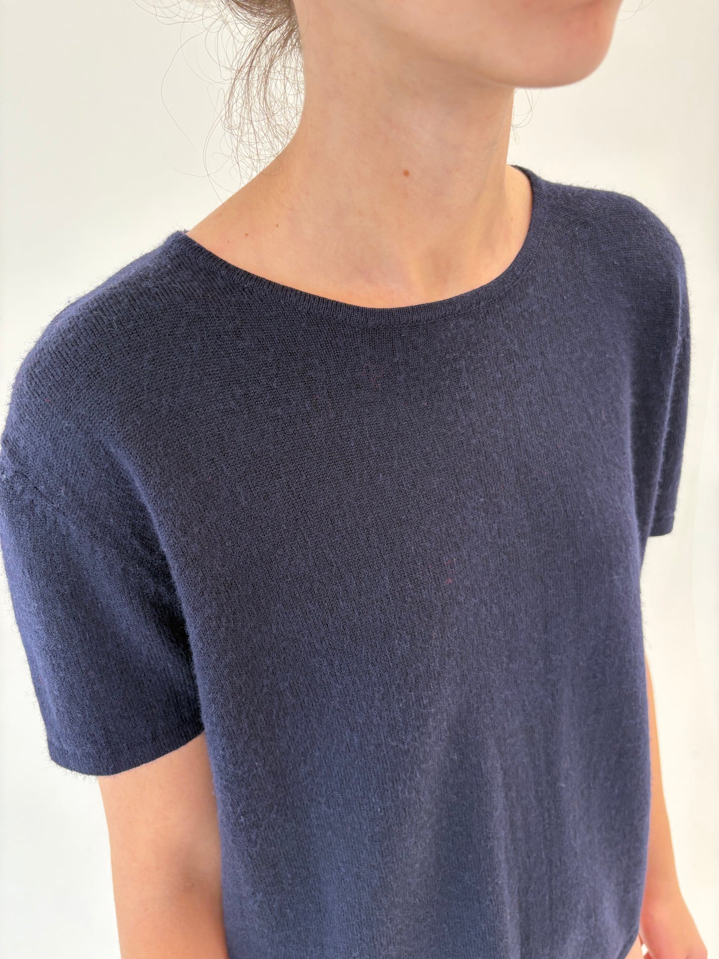Top Navy blue din lana merino de gramaj mare