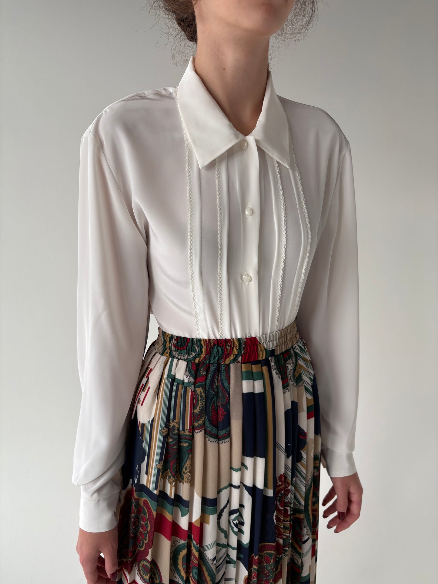 Cămașa vintage petite cu pliseuri decorative butter white