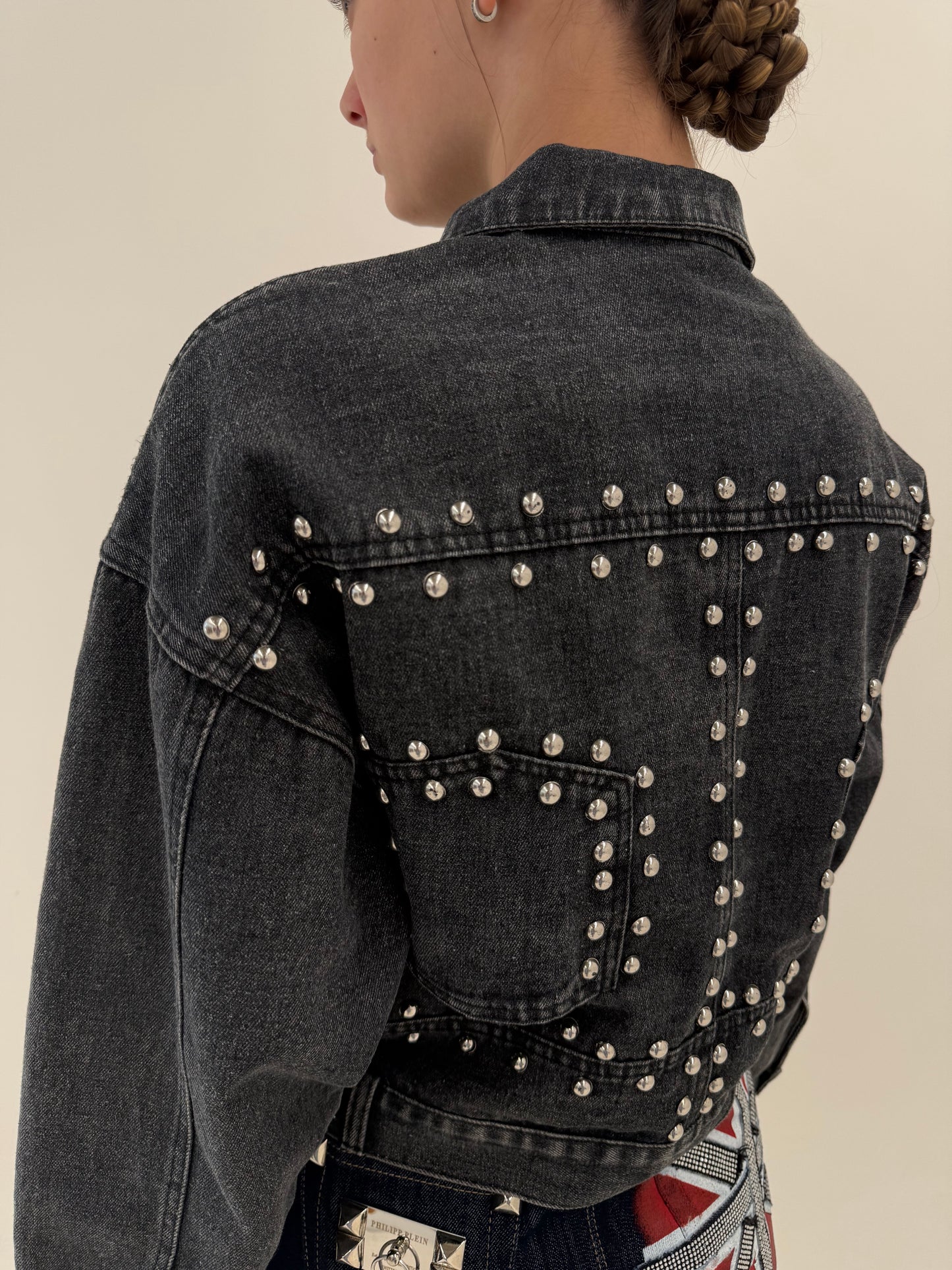Jacheta vintage cu feronerie argintie din jeans moale de vată subțire