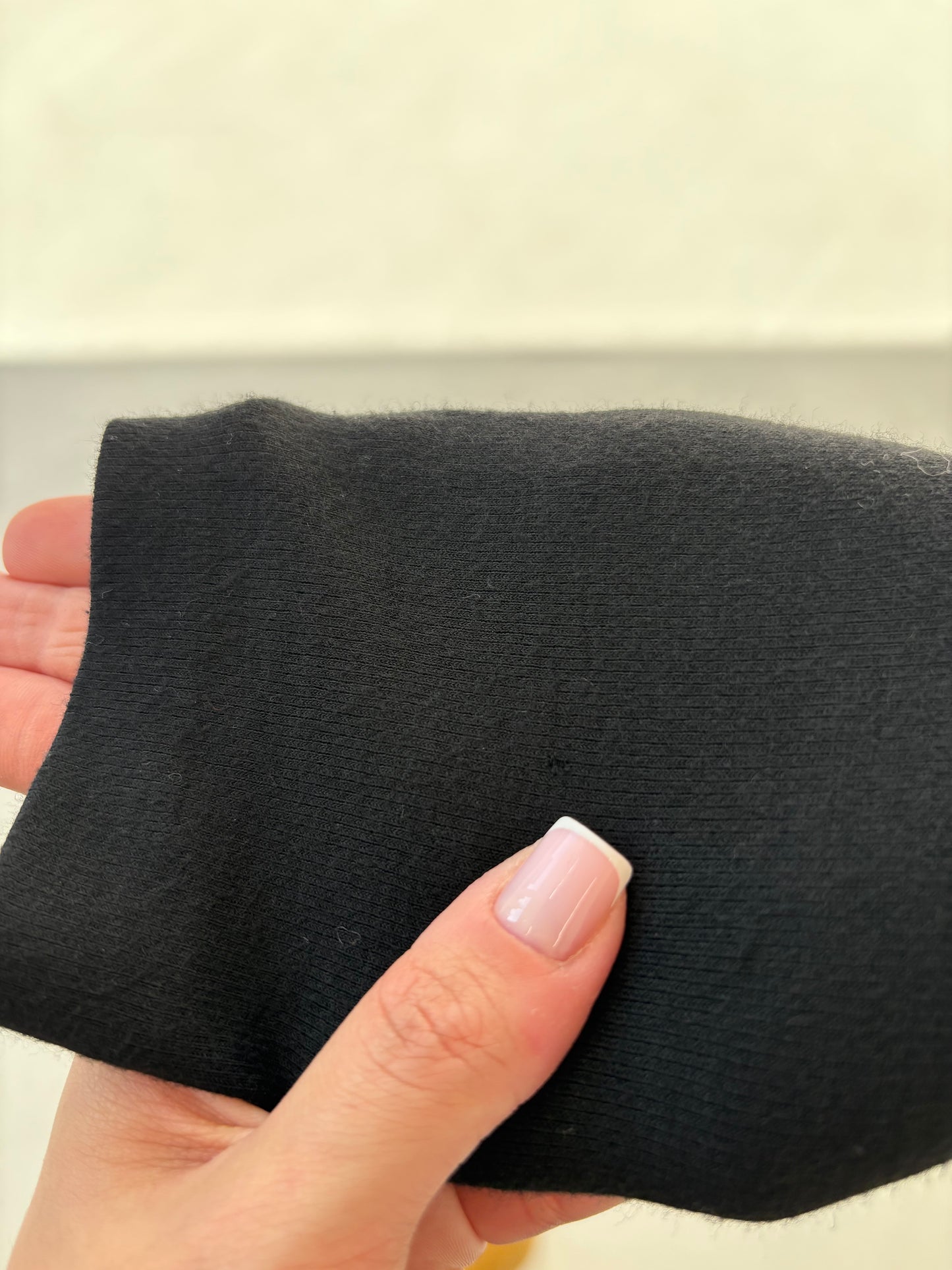 LBD din lana merino extrafina cu influențe casual