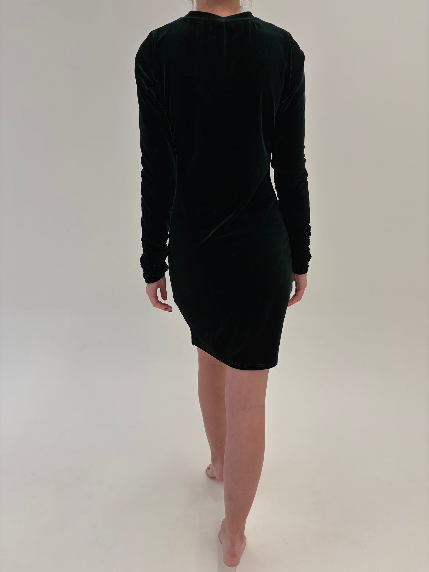 Rochie din catifea modelatoare dark green în croi minimalist