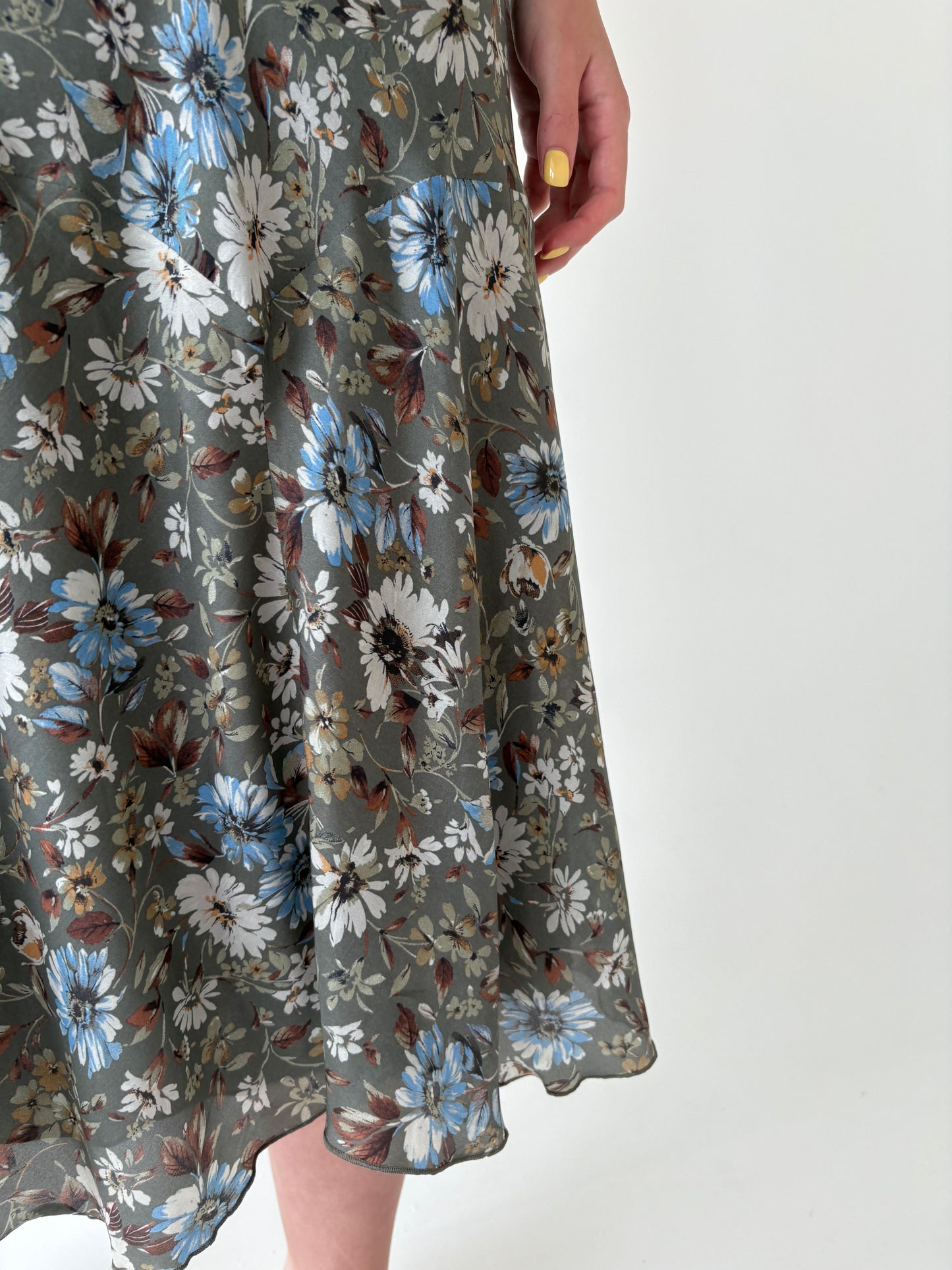 Fustă din mătase naturală cu print floral superb