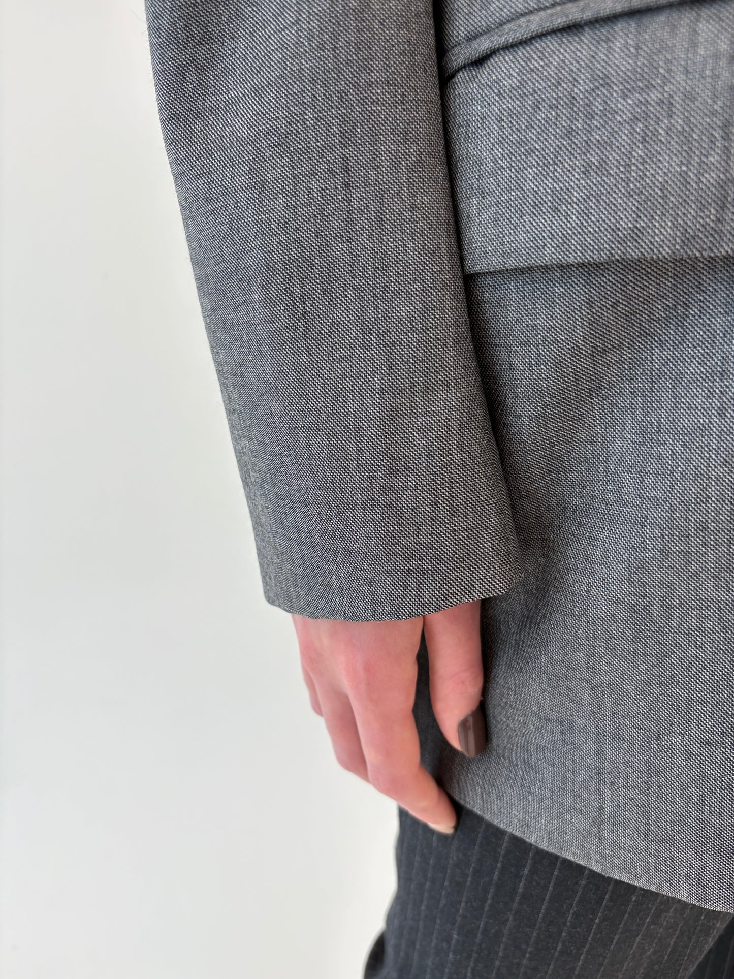 Sacou ultra luxury italian Alta Moda din lana ultra fina ușor structurată