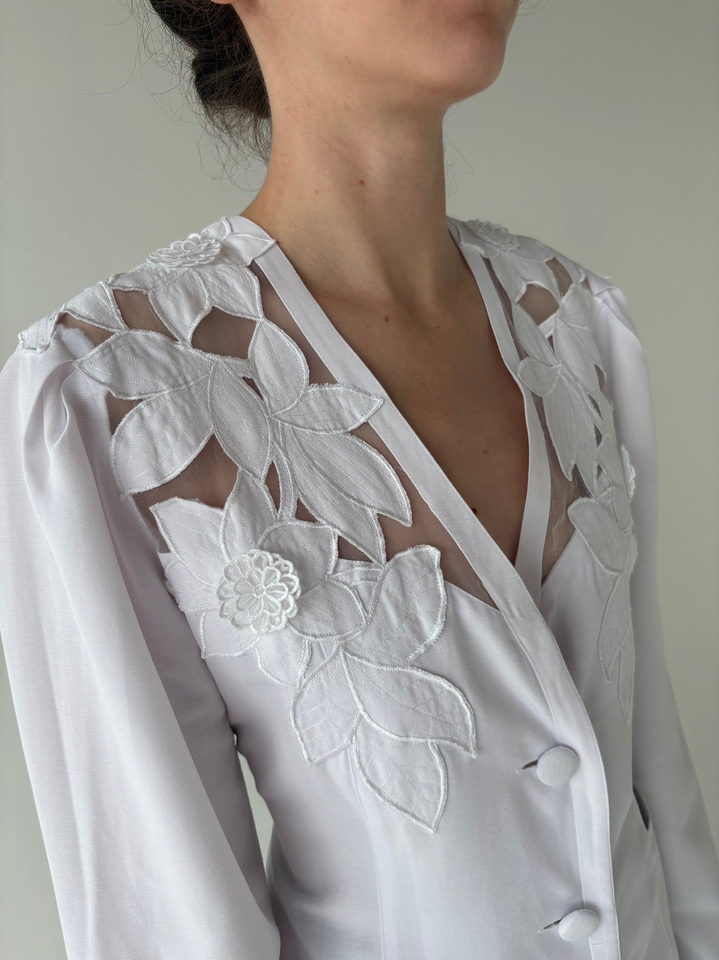Sacou vintage cambrat cu aplicații și inserții transparente