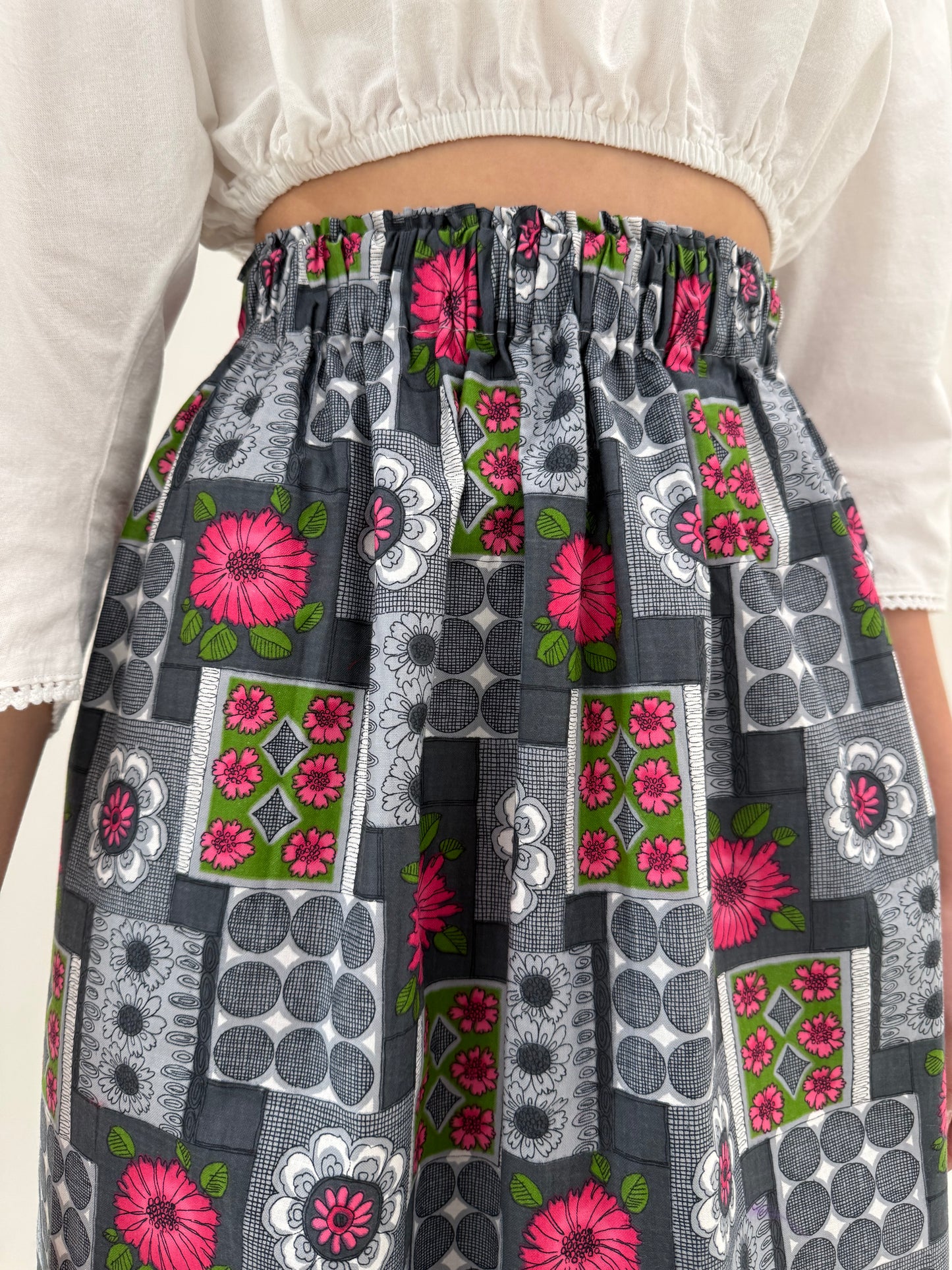 Fustă maxi cu print fucsia din poplin excepțional de bumbac structurat