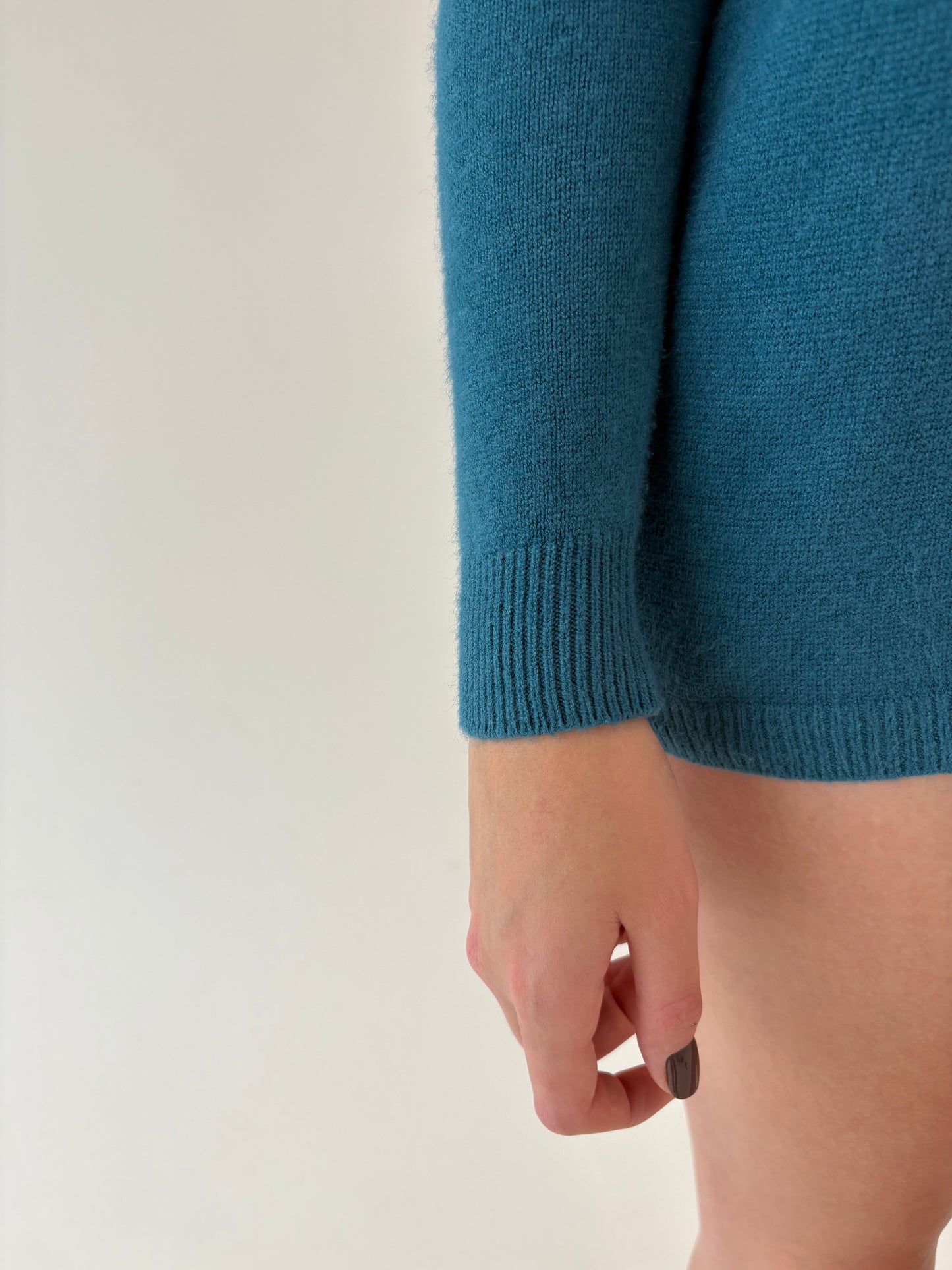 Pulover în croi lejer dark turquoise din mix de lana extrafina