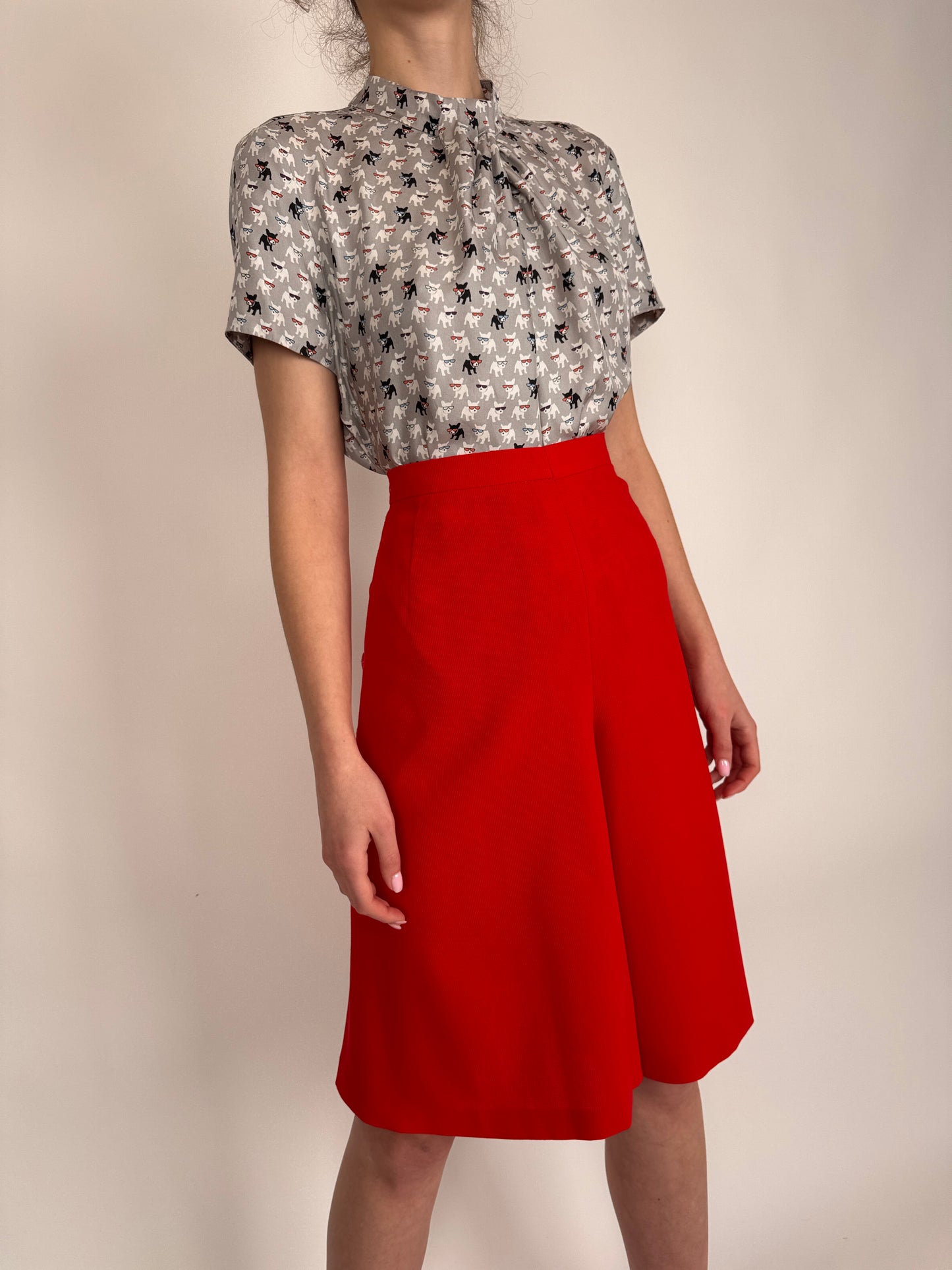 Deux piece vintage de brand luxury Louis Feraud cherry red