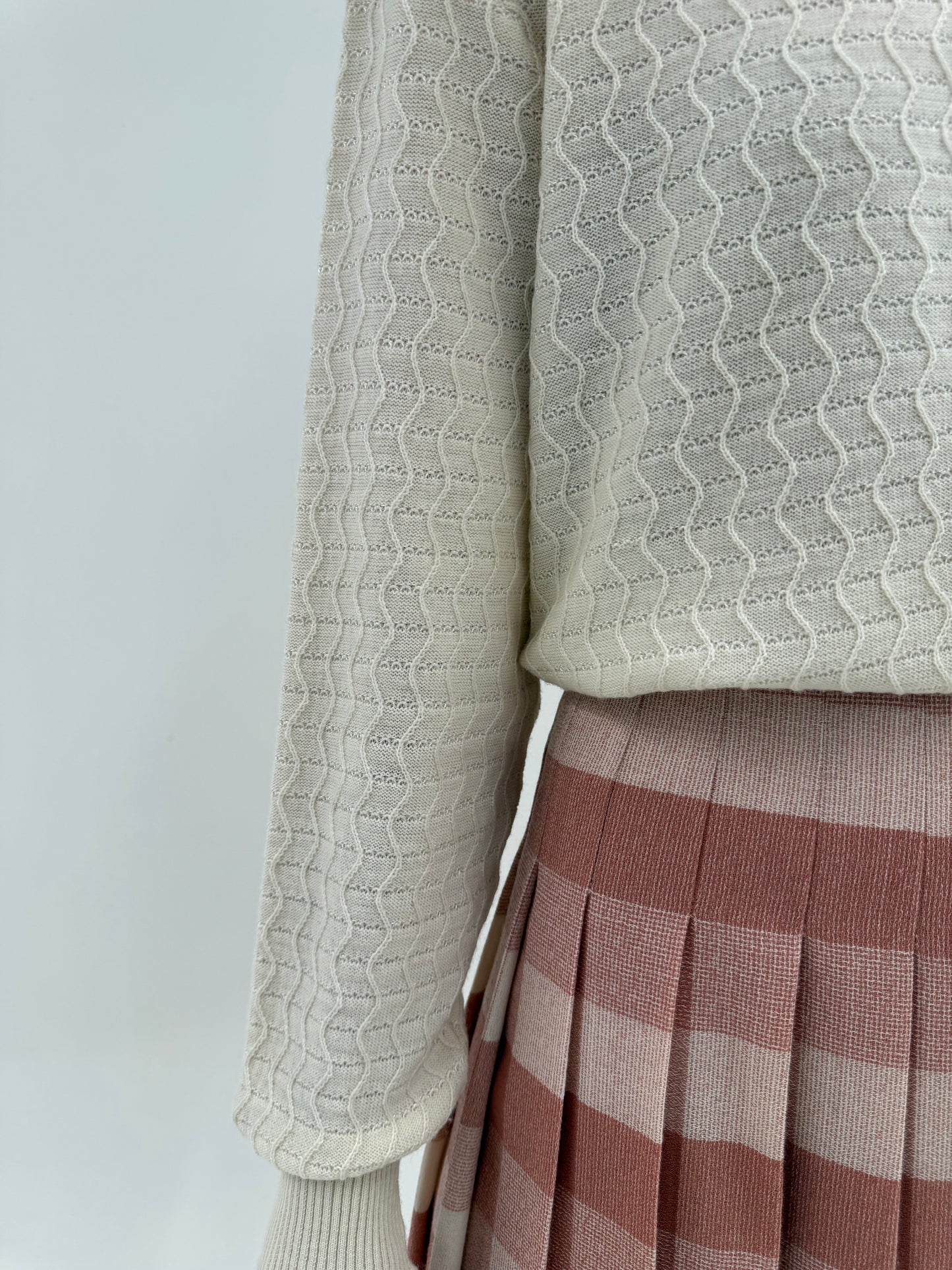 Fustă vintage plisată midi din lana plină extrafina în nuanțe pudrate de roz