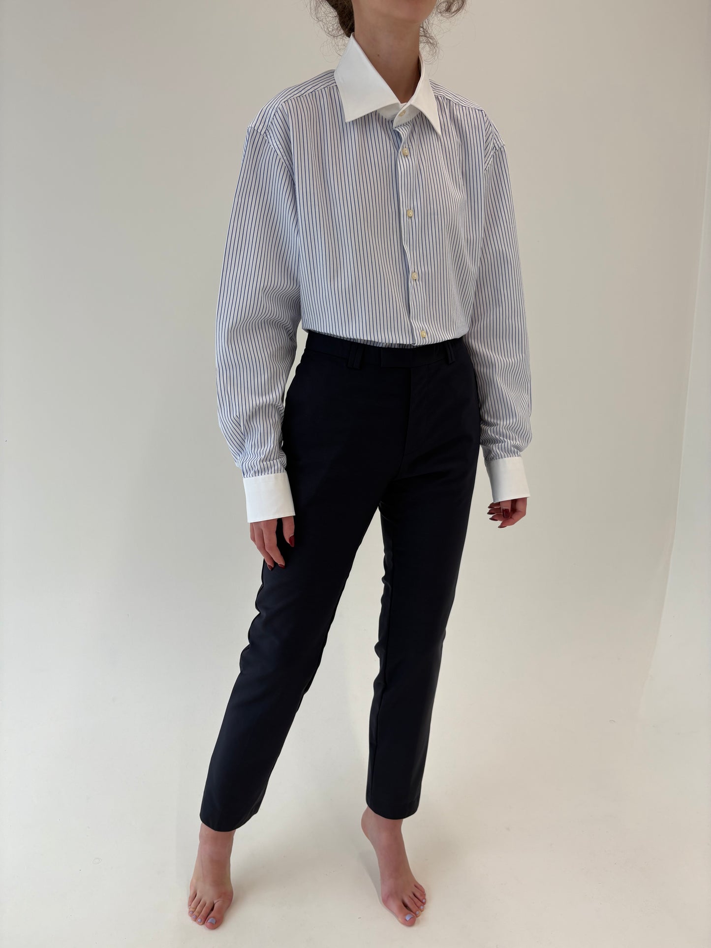 Costum Hugo Boss Navy din lana extrafina ușor lucioasă de la zi la seară