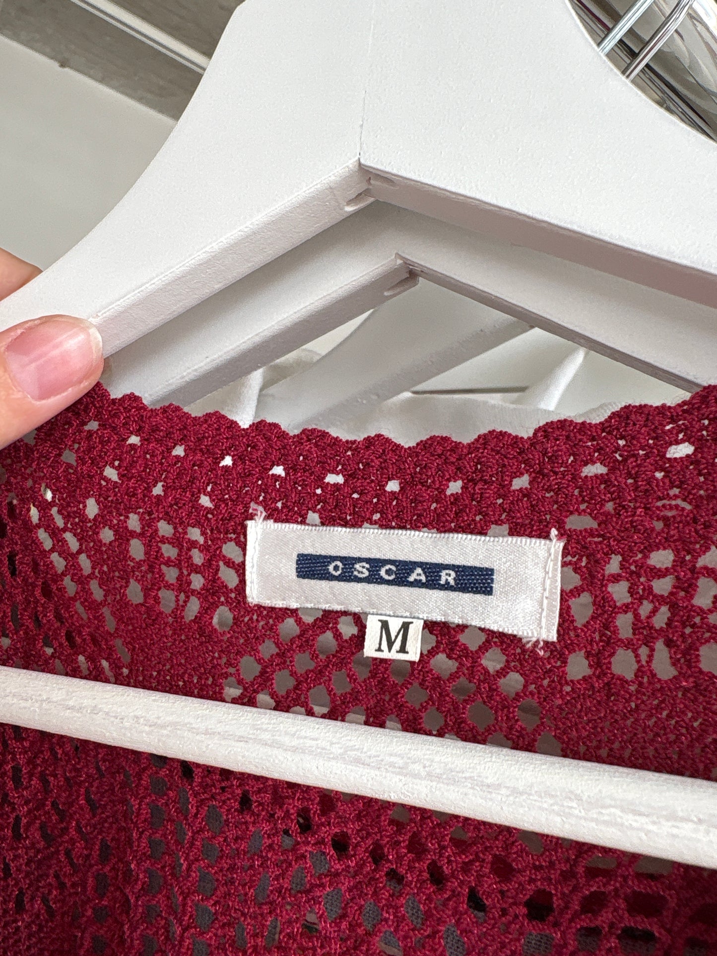Top rasberry red din macrame de bumbac