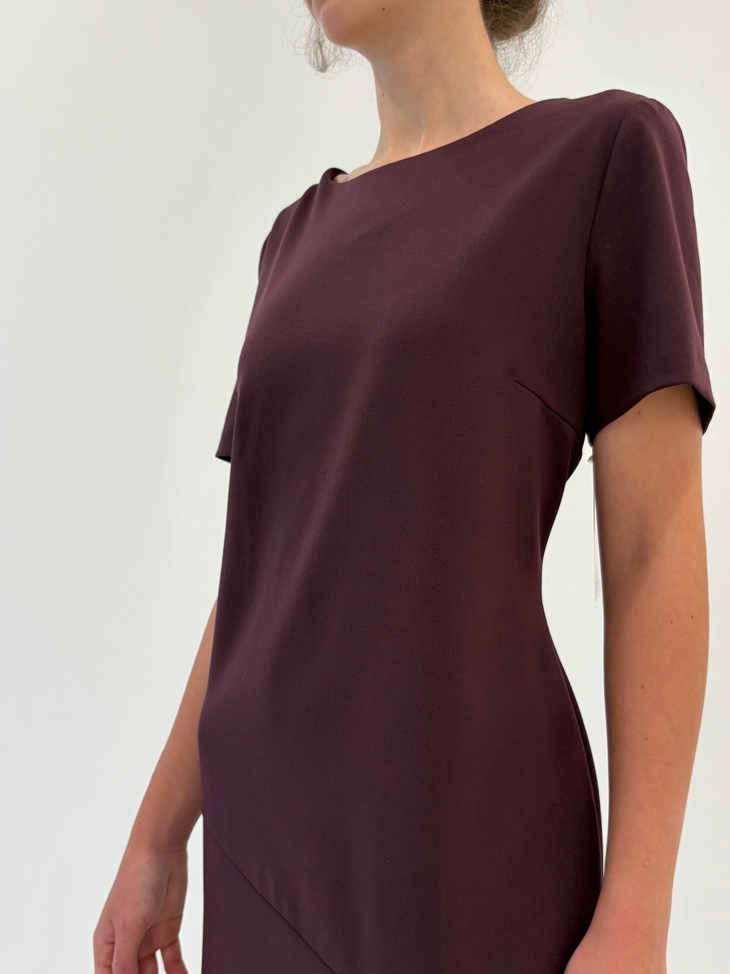 Rochie italiană aubergine business nouă cu eticheta din stofita ușor strech