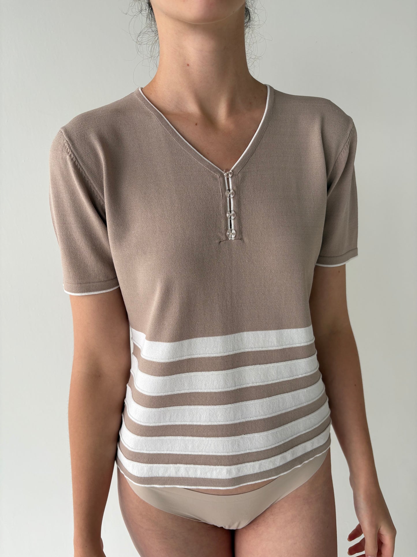 Top din jerse premium cafe au lait cu dungi albe