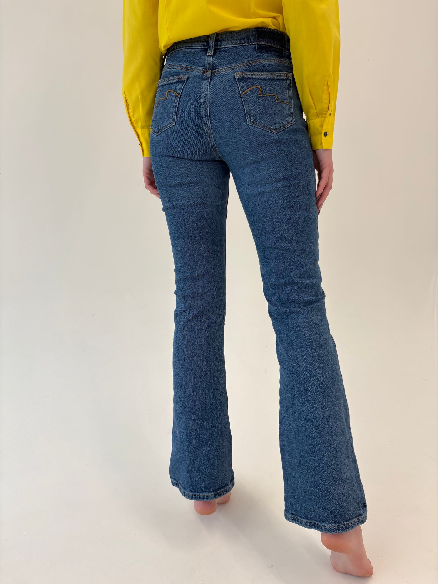 Jeans ușor vedeți vintage premium din material ultra modelator plin