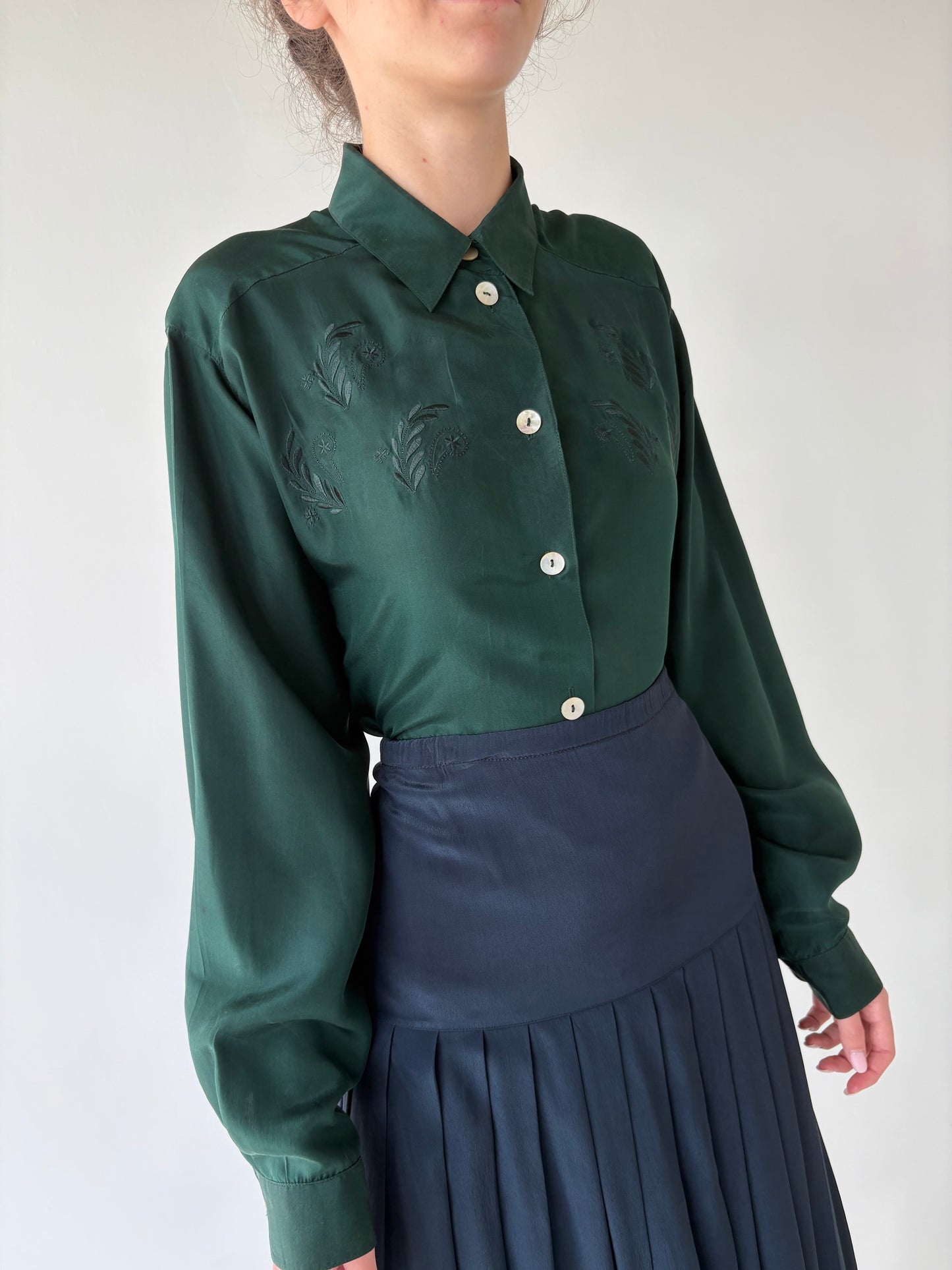Cămașa vintage dark forest green din mătase naturală
