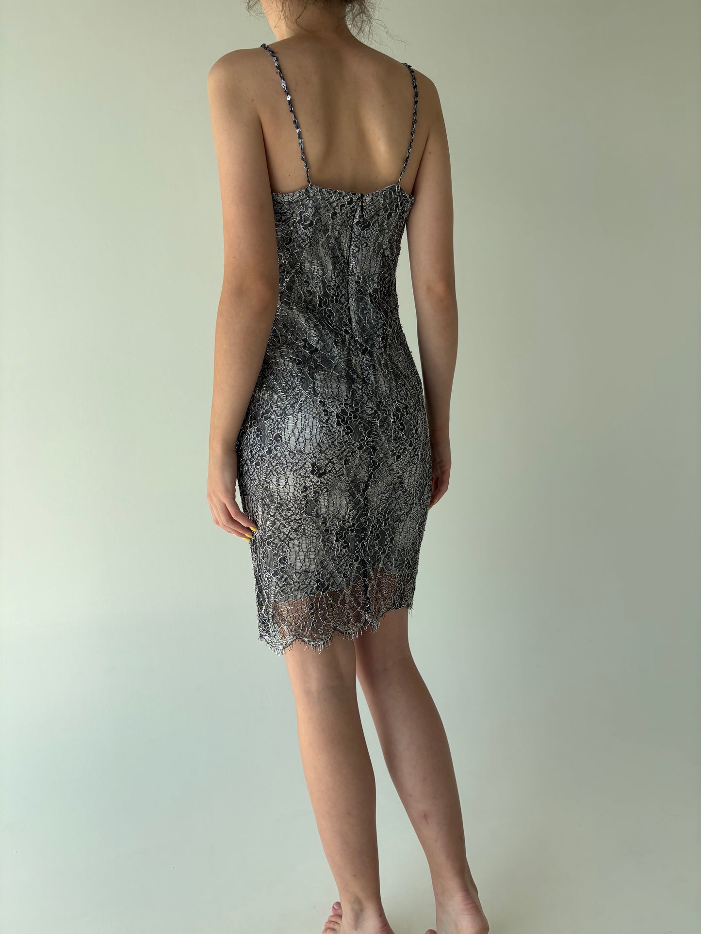 Rochie vintage din dantelă silver spectaculoasă anii 90 de cocktail