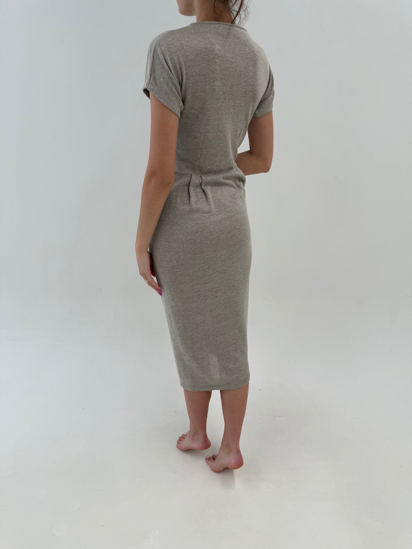 Rochie maxi vintage cu talie marcată din jerse excepțional de in sand nude